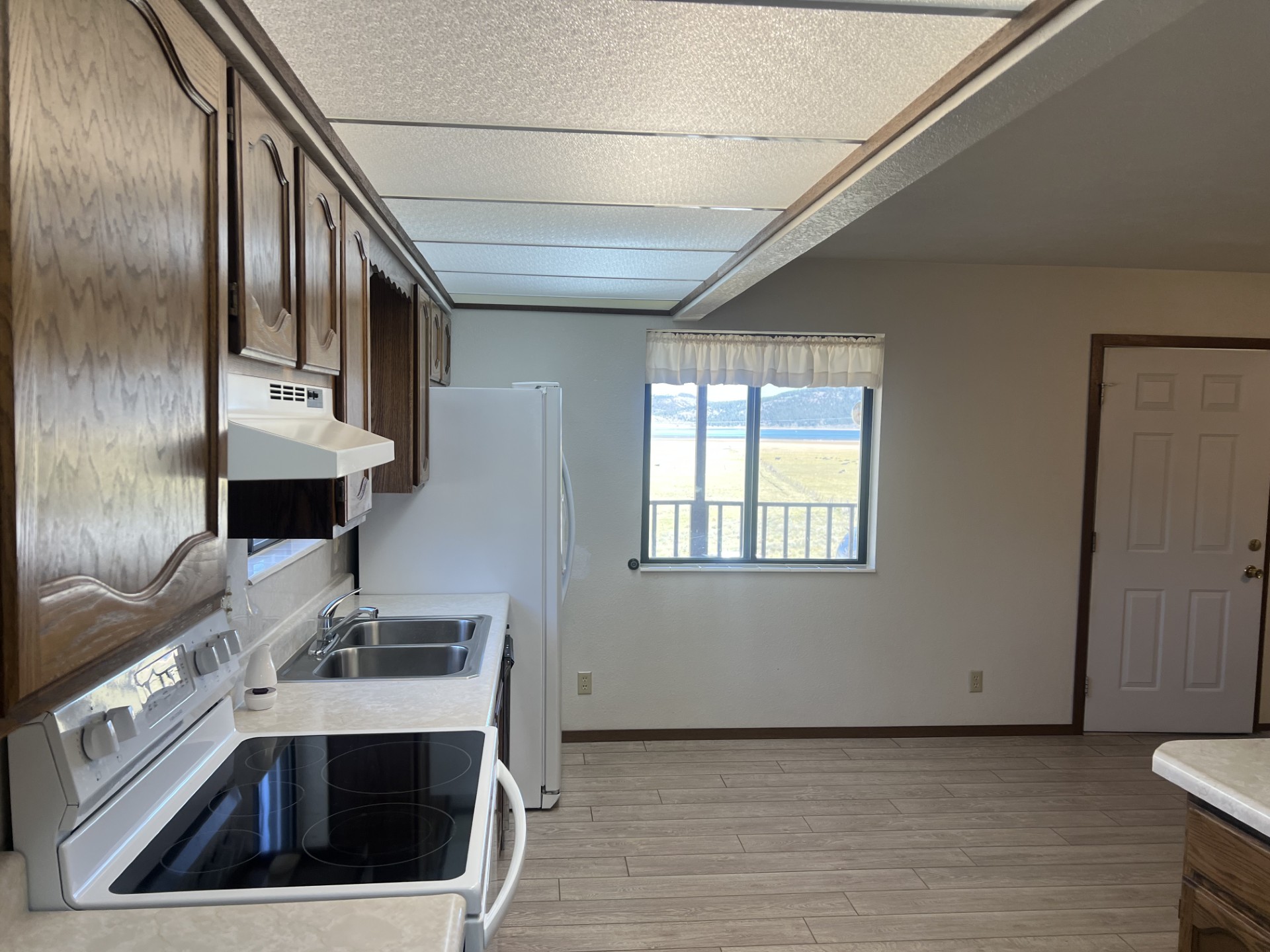 Panguitch Lake, Utah, 84759, United States, 4 Bedrooms Bedrooms, ,2 BathroomsBathrooms,Residential,For Sale,1688491