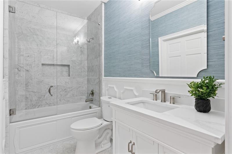 Buford, Georgia, 30518, United States, 6 Bedrooms Bedrooms, ,5 BathroomsBathrooms,Residential,For Sale,1976033