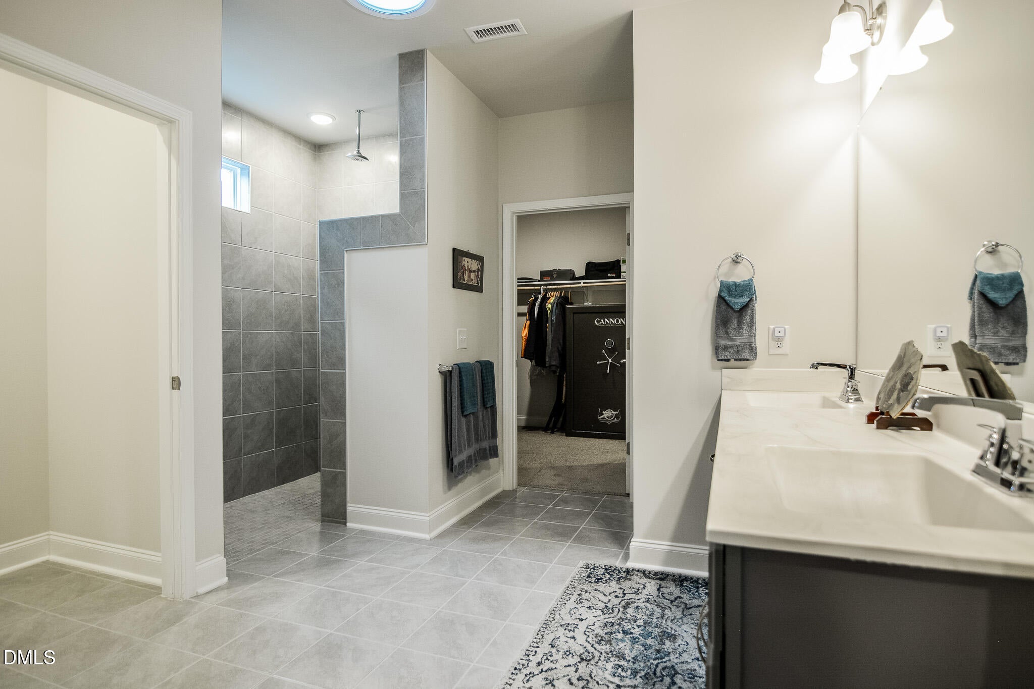 Clayton, North Carolina, 27527, United States, 3 Bedrooms Bedrooms, ,3 BathroomsBathrooms,Residential,For Sale,1958023