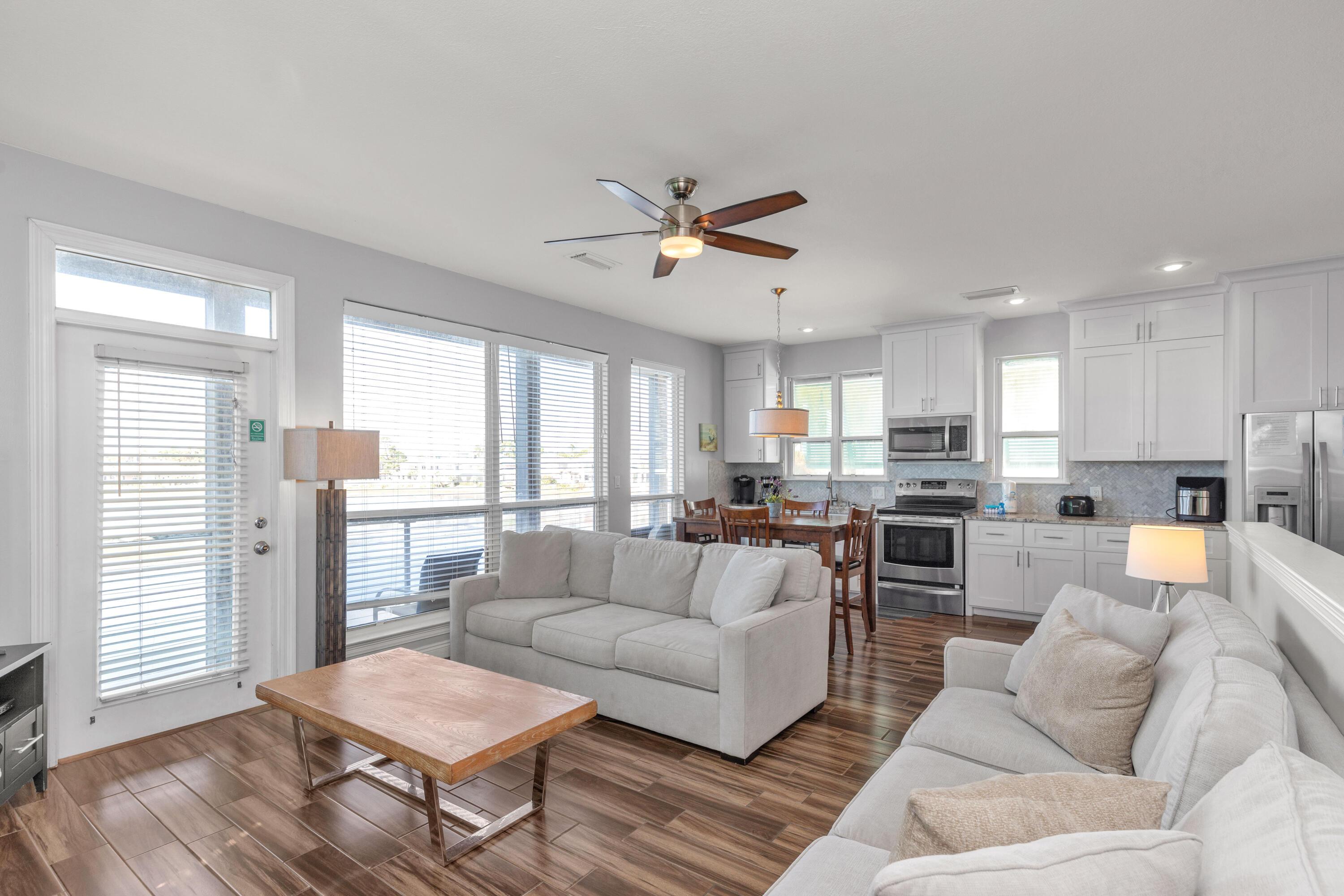 Destin, Florida, 32541, United States, 4 Bedrooms Bedrooms, ,4 BathroomsBathrooms,Residential,For Sale,1984209