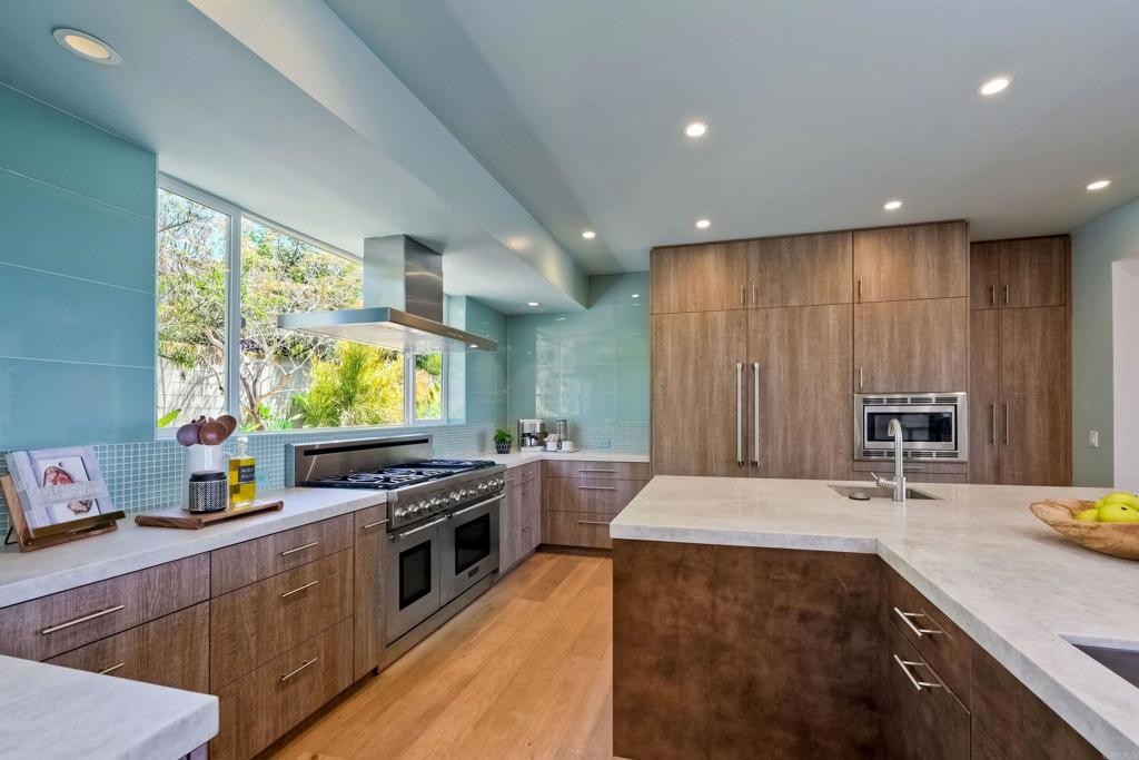 1669 Burgundy Rd., Encinitas, California, 92024, United States, 6 Bedrooms Bedrooms, ,5 BathroomsBathrooms,Residential,For Sale,1669 Burgundy Rd.,1537433