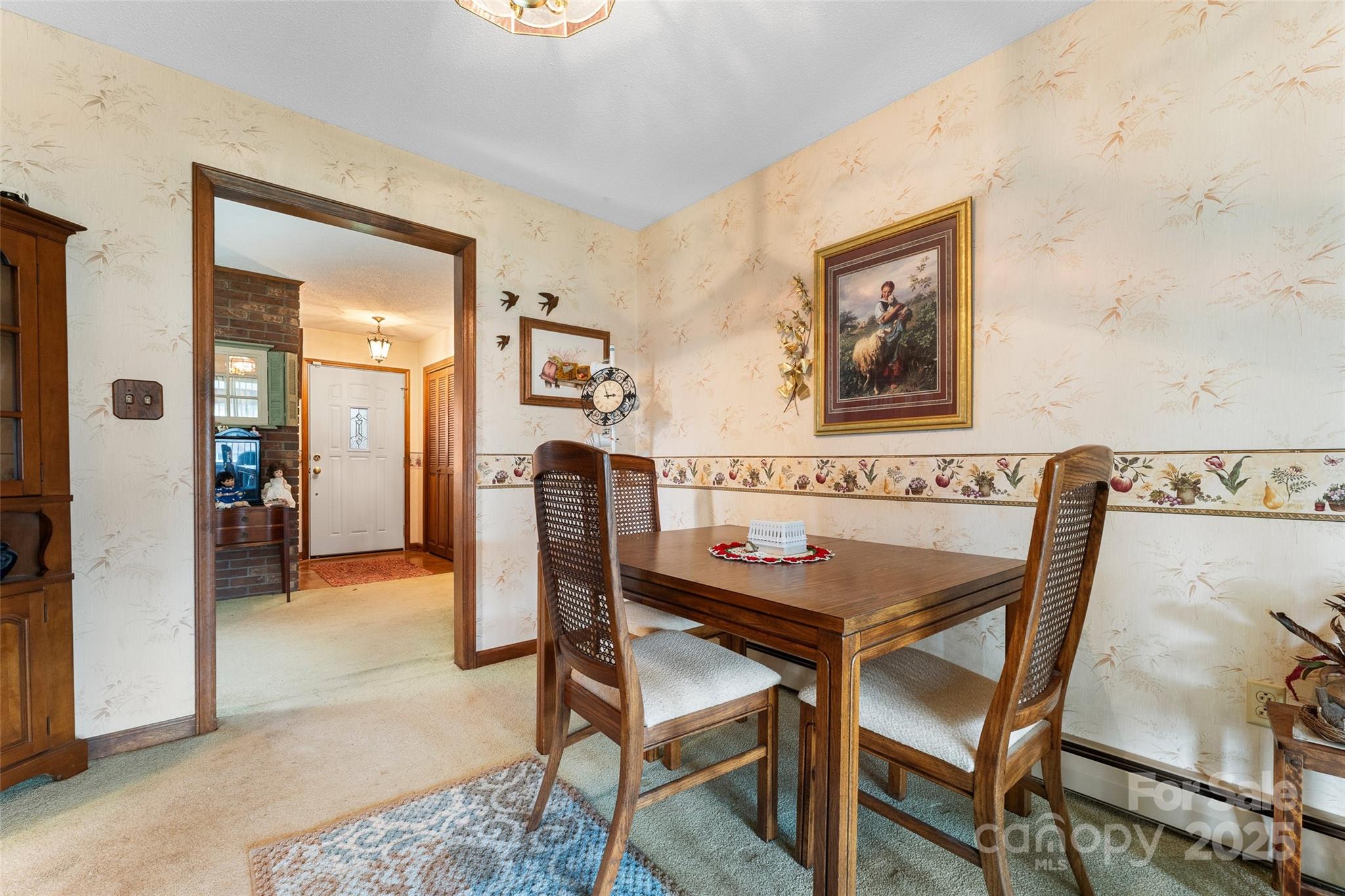 Leicester, North Carolina, 28748, United States, 3 Bedrooms Bedrooms, ,2 BathroomsBathrooms,Residential,For Sale,1938256