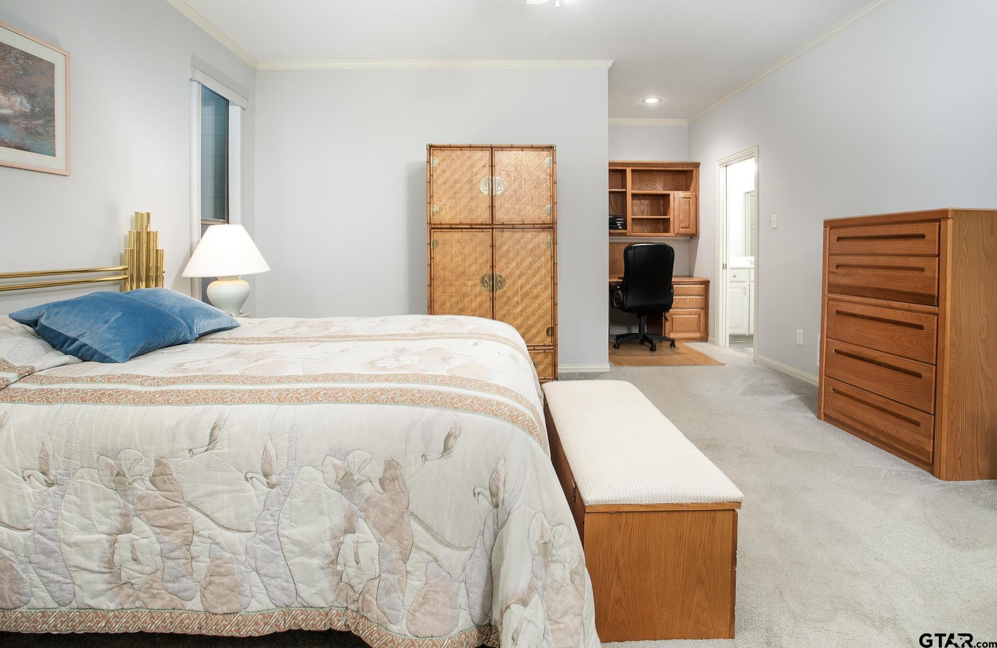 Flint, Texas, 75762, United States, 4 Bedrooms Bedrooms, ,4 BathroomsBathrooms,Residential,For Sale,1817610