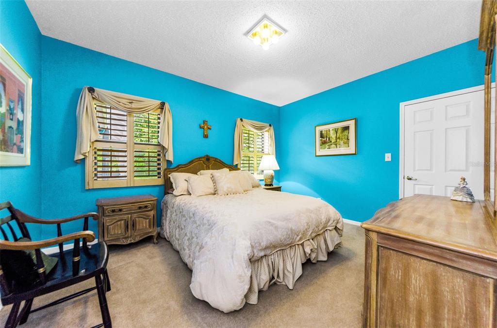 Seminole, Florida, 33777, United States, 4 Bedrooms Bedrooms, ,4 BathroomsBathrooms,Residential,For Sale,1933649