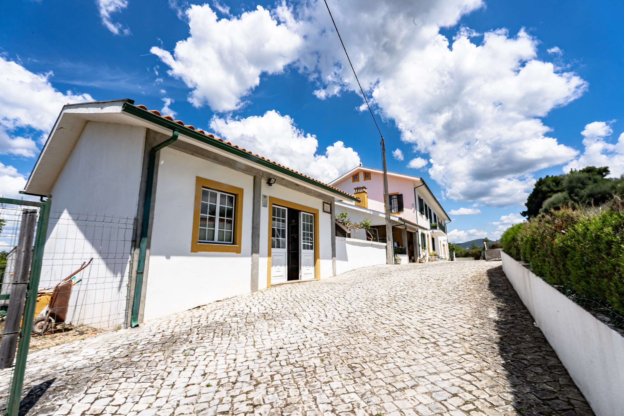 Coimbra, Coimbra, 3020-742, PT, 5 Bedrooms Bedrooms, ,3 BathroomsBathrooms,Residential,For Sale,1826993