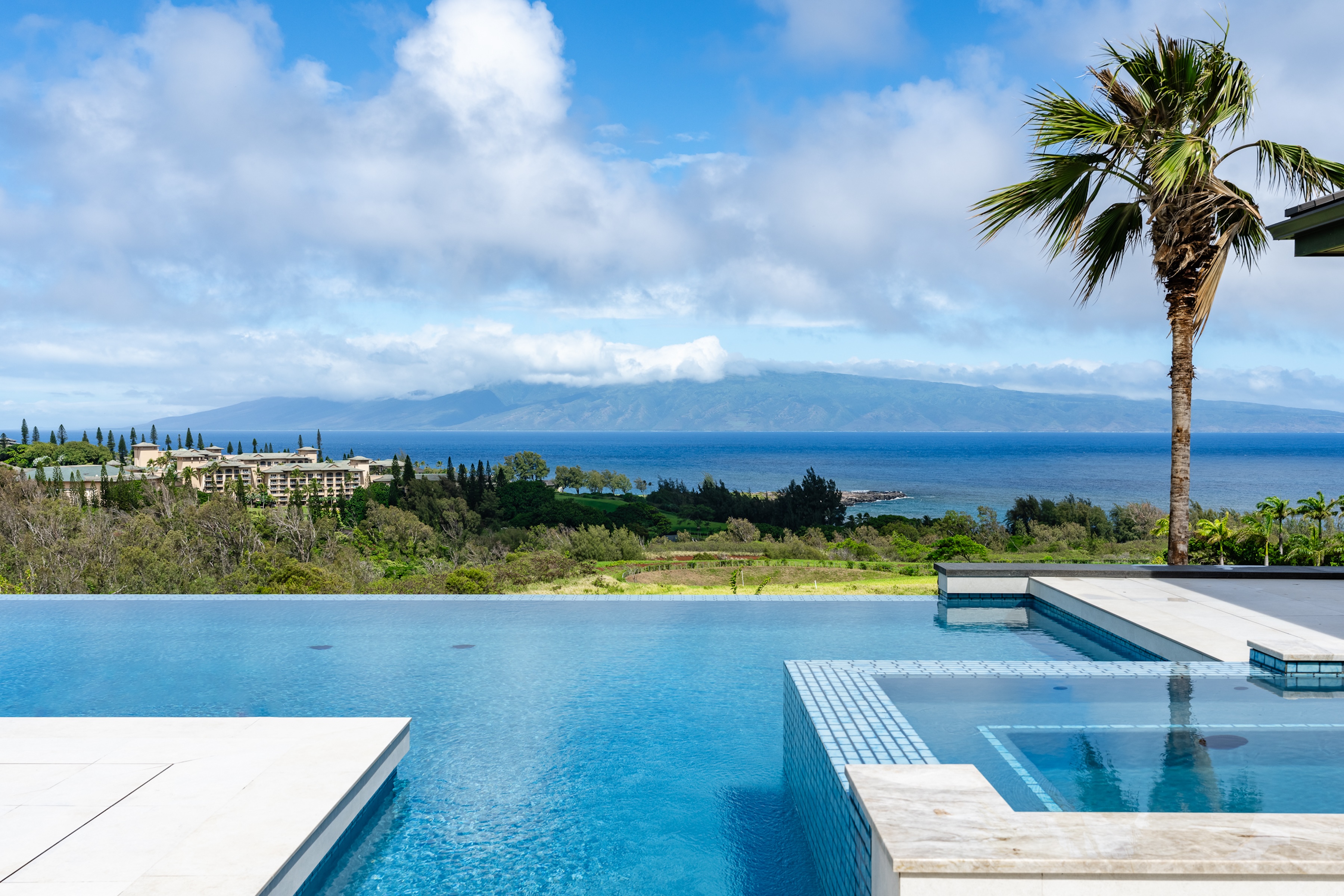  Move-In Ready Luxury: A Masterpiece in Kapalua