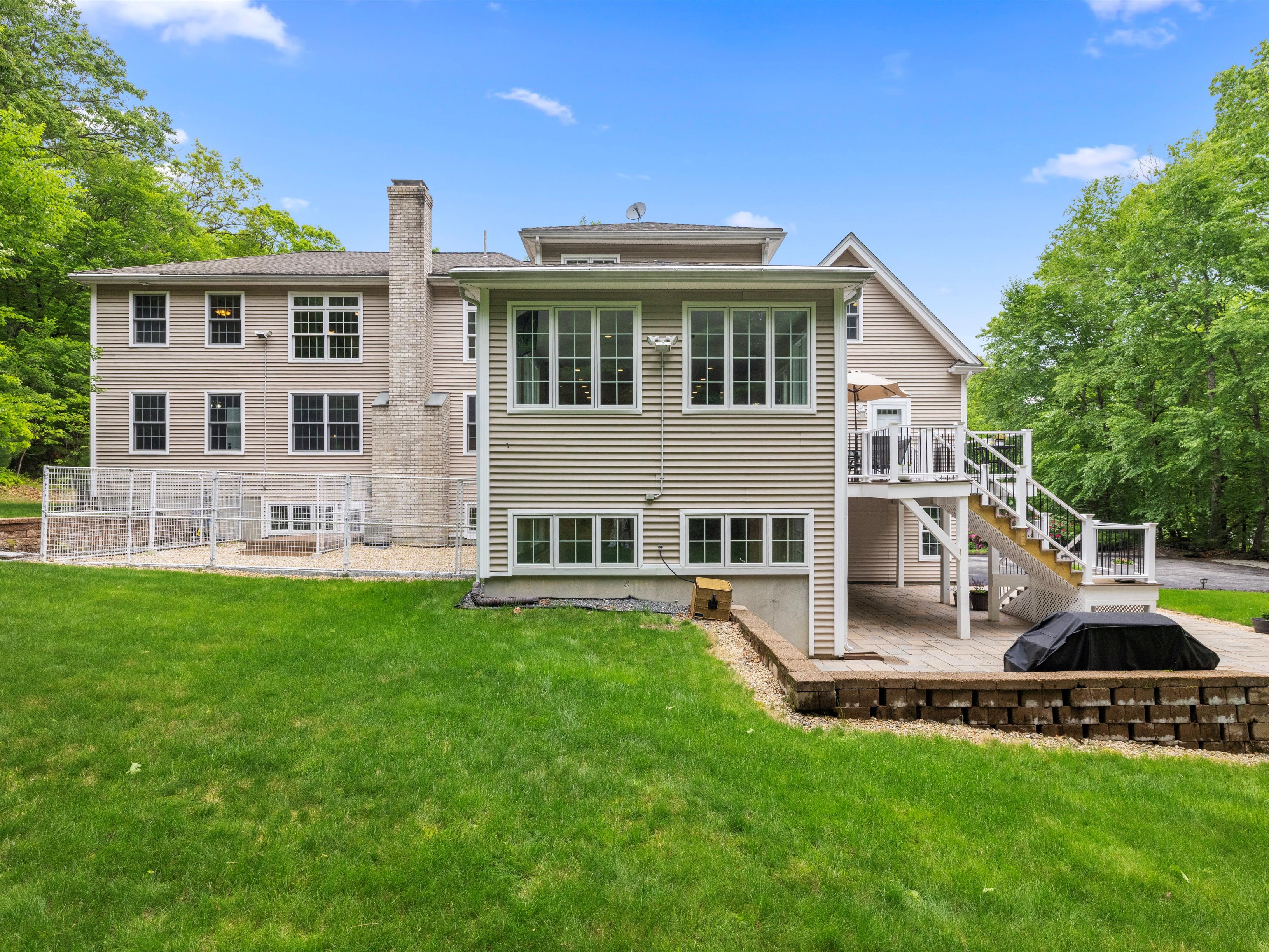  Thoughtfully designed home, perfect for multigenerational living - 物件實景