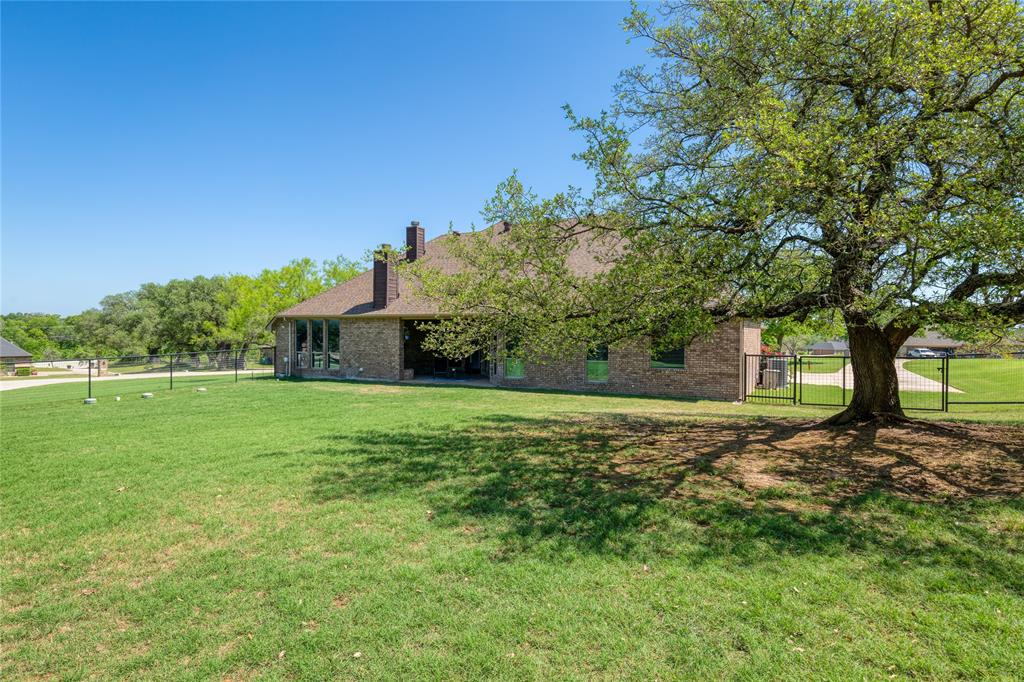 Weatherford, Texas, 76085, United States, 3 Bedrooms Bedrooms, ,3 BathroomsBathrooms,Residential,For Sale,1892460