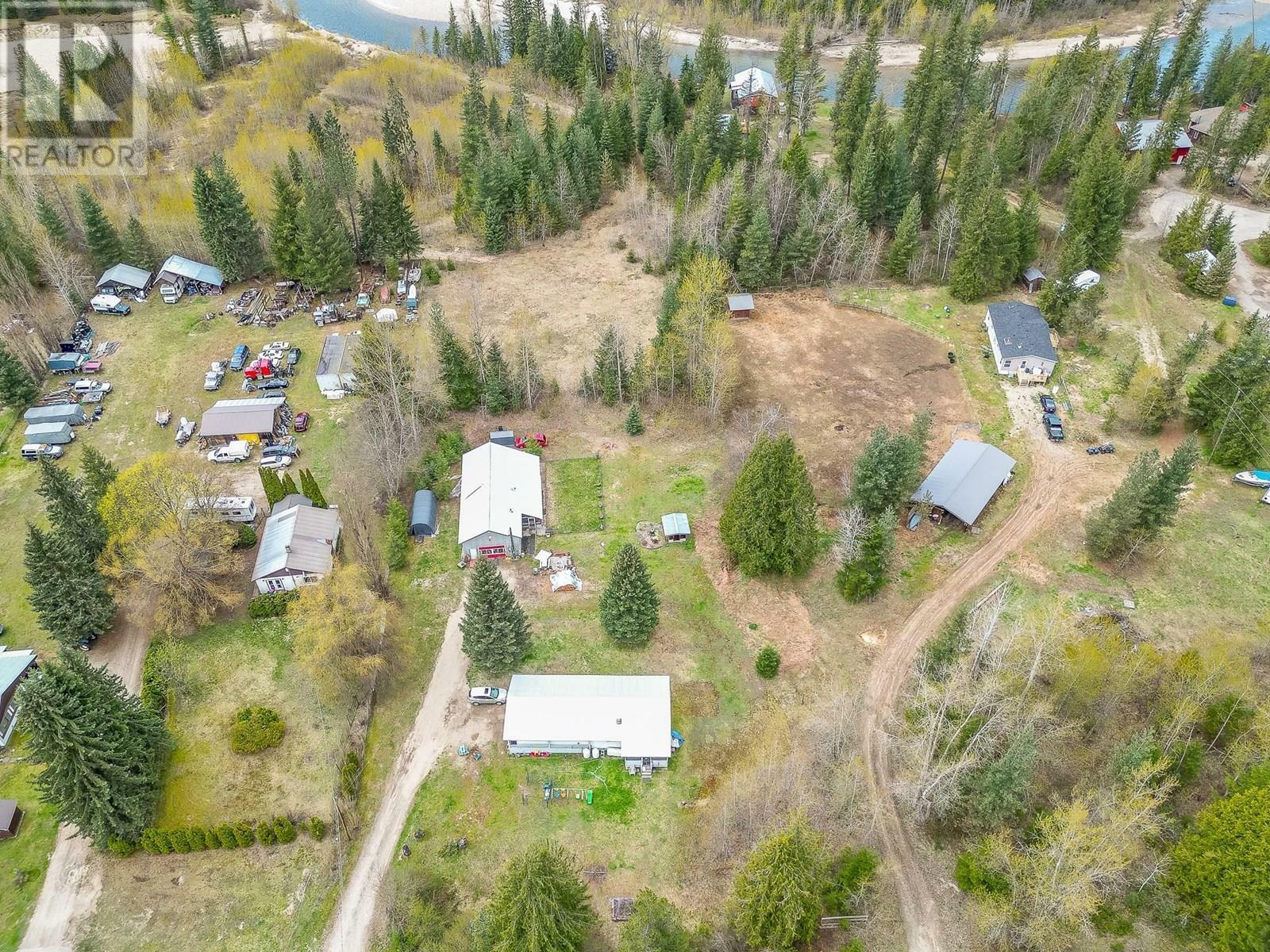 MALAKWA, British Columbia, V0E 2J0, CA, 2 Bedrooms Bedrooms, ,Residential,For Sale,1839032
