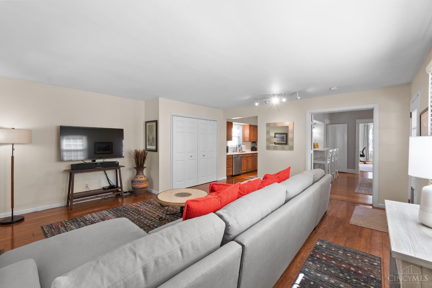 Cincinnati, Ohio, 45208, United States, 4 Bedrooms Bedrooms, ,2 BathroomsBathrooms,Residential,For Sale,1965501