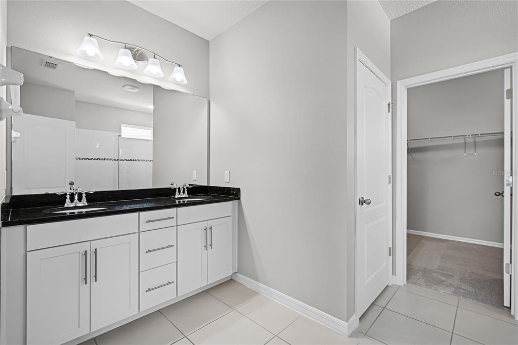 Apopka, Florida, 32712, United States, 4 Bedrooms Bedrooms, ,3 BathroomsBathrooms,Residential,For Sale,1940154