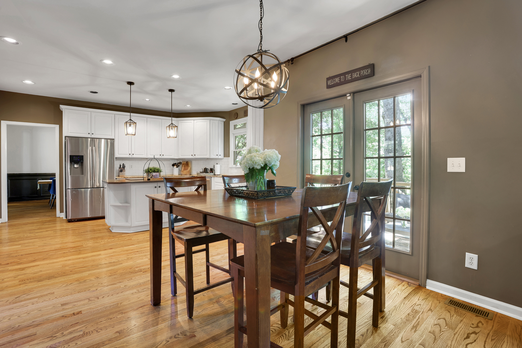  Beautifully Updated Home in River Plantation - 物件實景