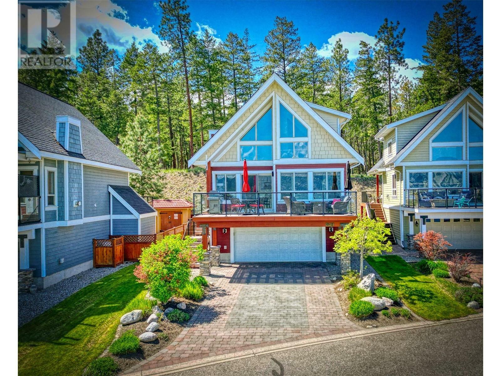 KELOWNA, British Columbia, V1Z 3R8, CA, 3 Bedrooms Bedrooms, ,3 BathroomsBathrooms,Residential,For Sale,1839050