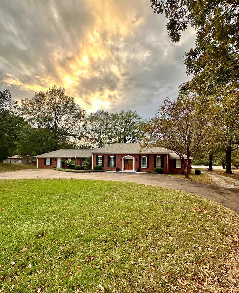 26 Cr 313, OXFORD, Mississippi, 38655, United States, 4 Bedrooms Bedrooms, ,3 BathroomsBathrooms,Residential,For Sale,26 Cr 313,1640697