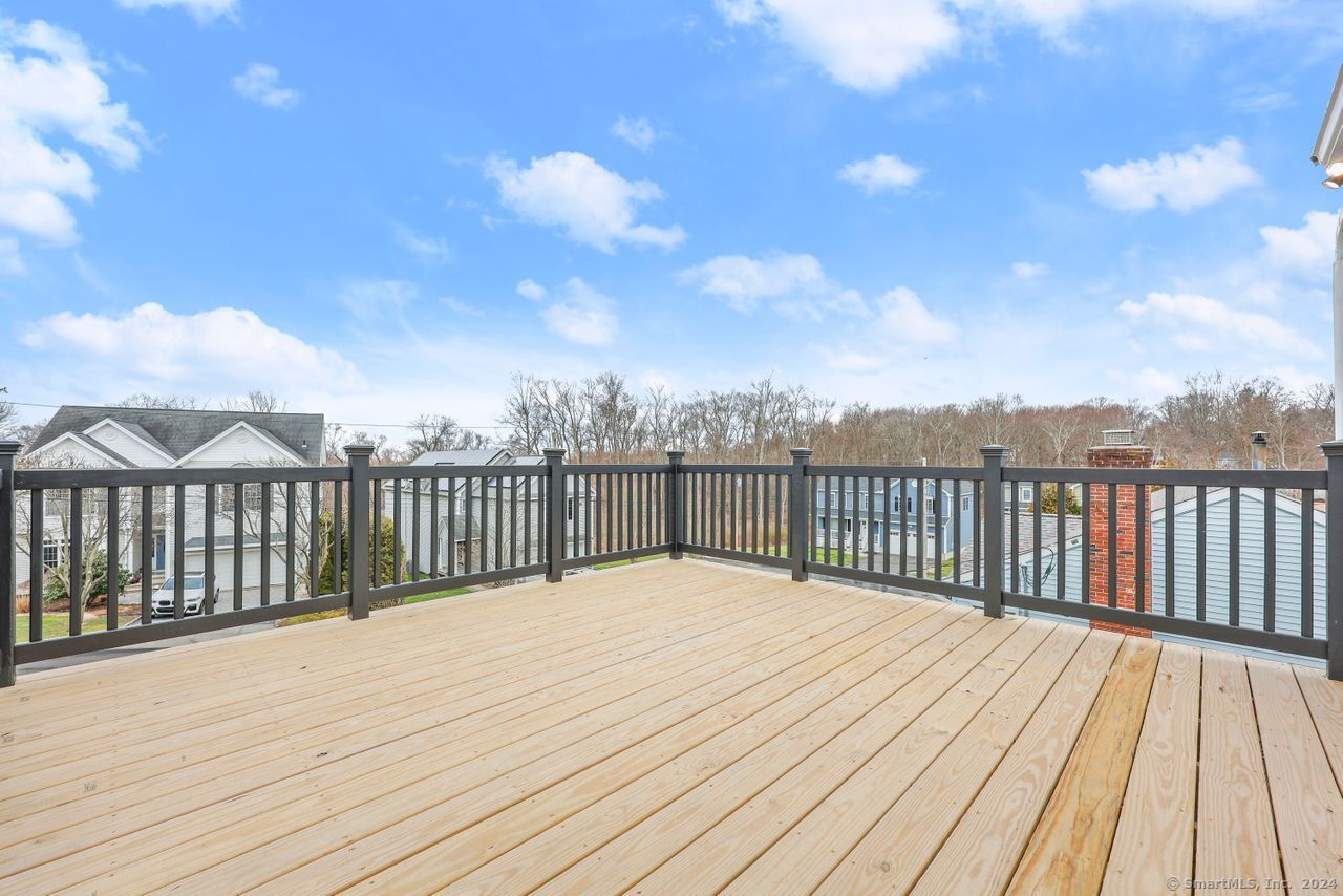 Milford, Connecticut, 06460, United States, 5 Bedrooms Bedrooms, ,3 BathroomsBathrooms,Residential,For Sale,1913239