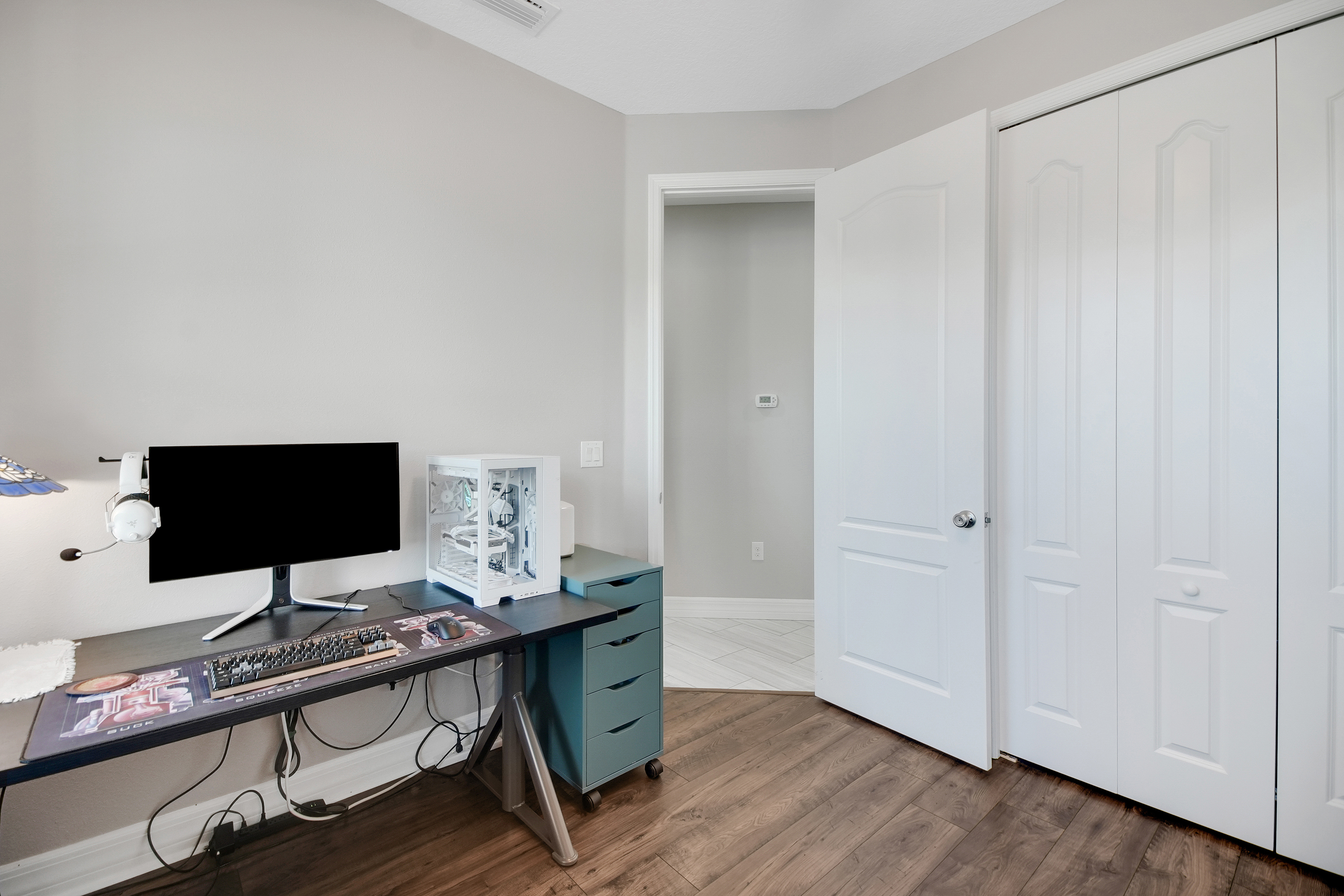 Lady Lake, Florida, 32159, United States, 4 Bedrooms Bedrooms, ,3 BathroomsBathrooms,Residential,For Sale,2005730