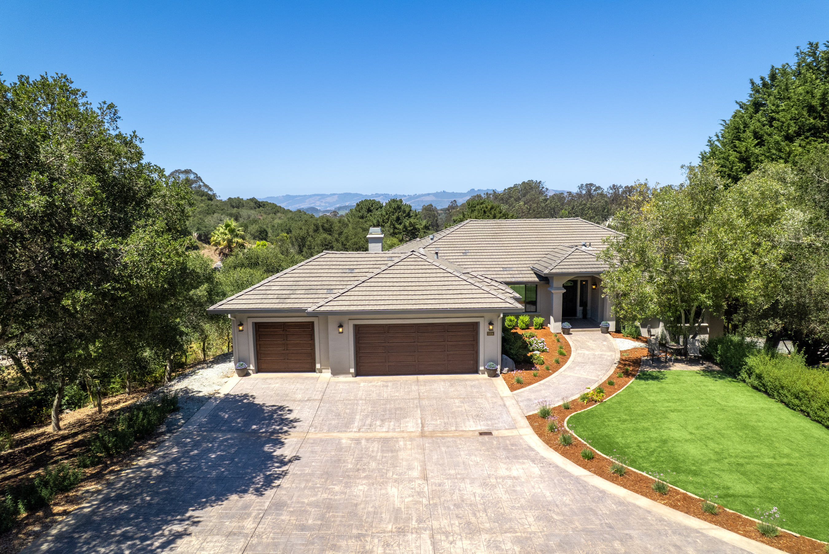  5324 Hidden Oak Court, Royal Oaks - 物件實景