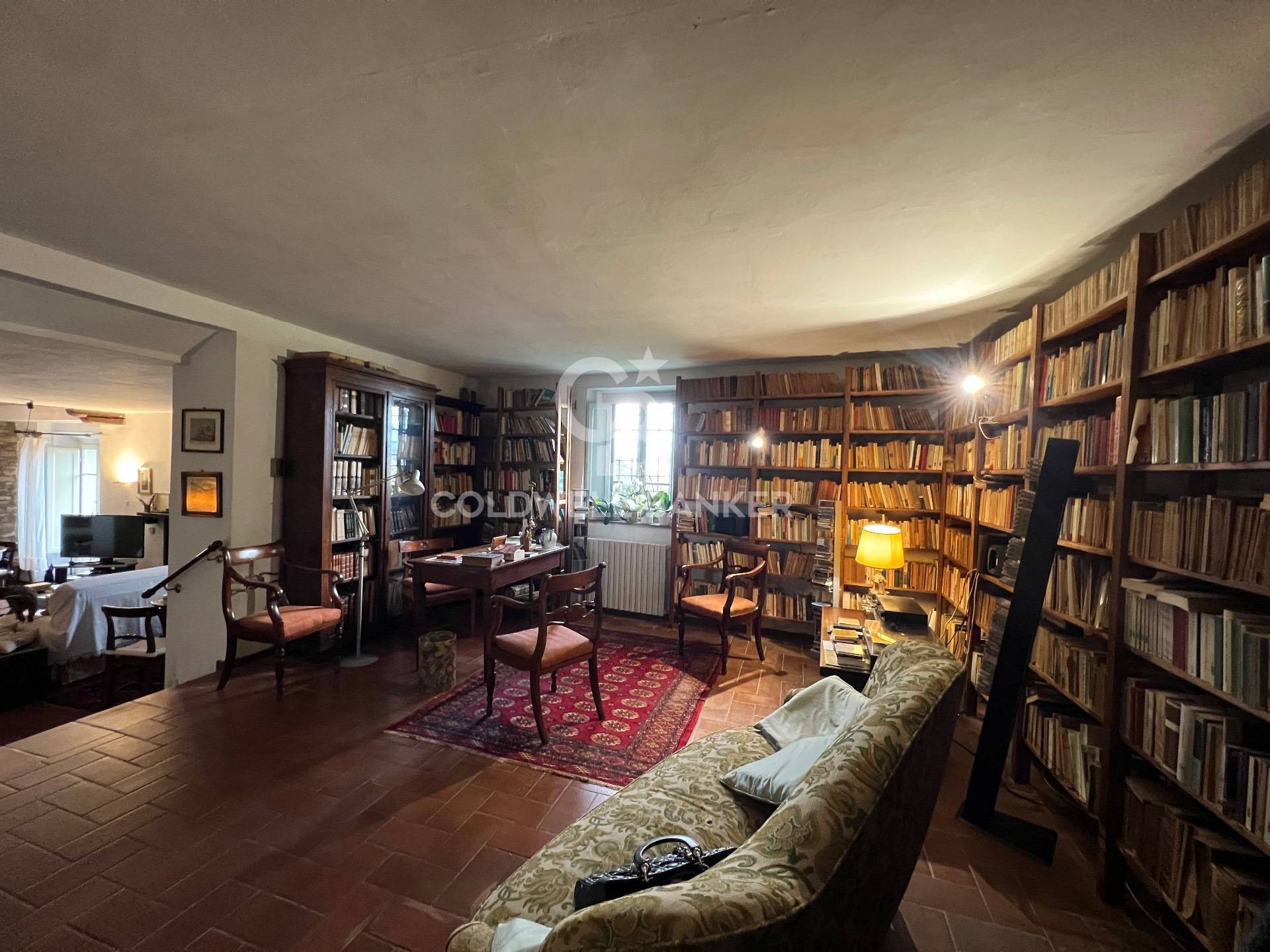 VIA DI VICOPELAGO, Lucca, Lucca, 55100, IT, 4 Bedrooms Bedrooms, ,2 BathroomsBathrooms,Residential,For Sale,VIA DI VICOPELAGO,1628476