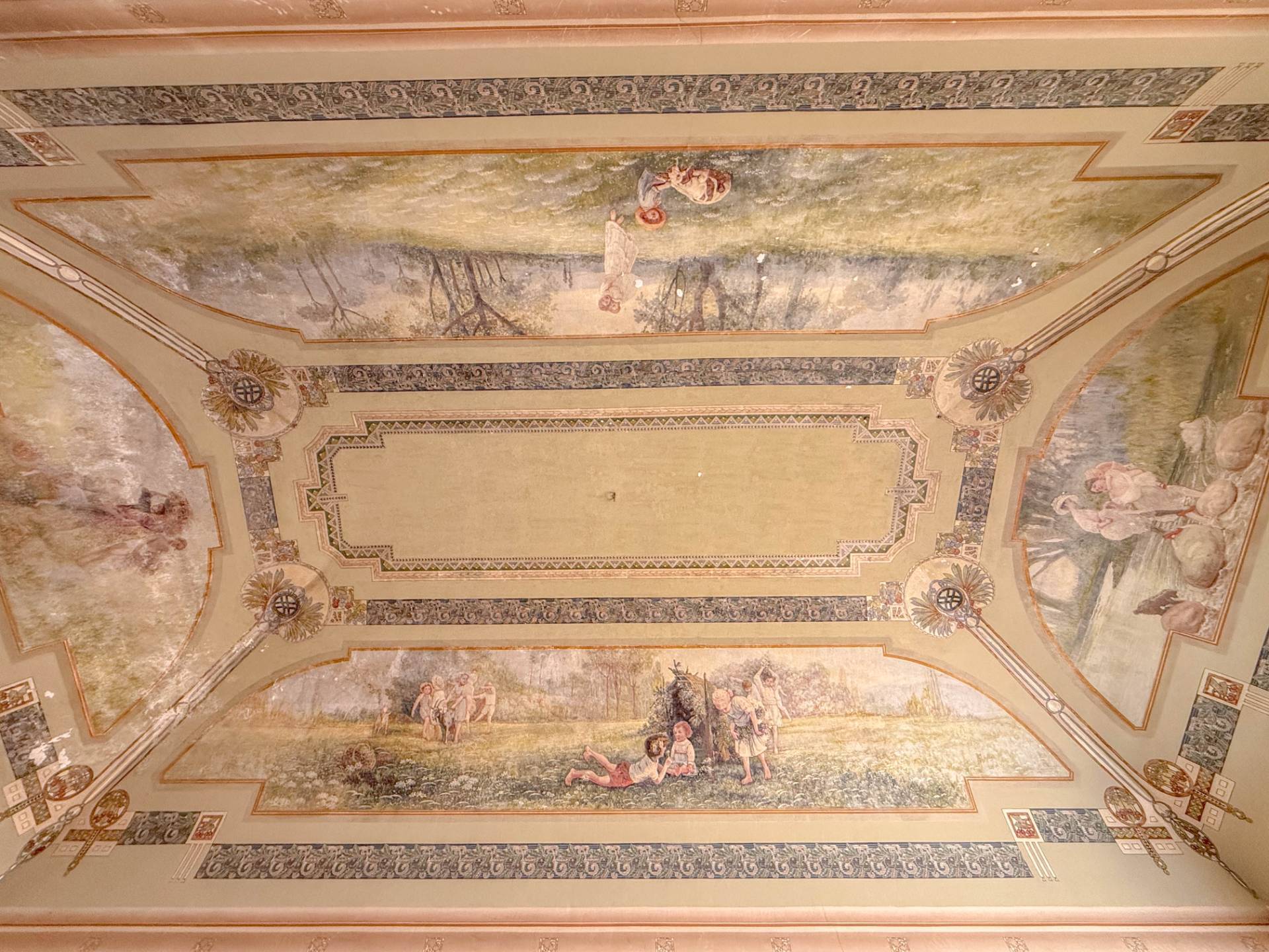 Piazza Anime / Corso Roma, Brindisi, Brindisi, 72100, IT, 8 Bedrooms Bedrooms, ,2 BathroomsBathrooms,Residential,For Sale,Piazza Anime / Corso Roma,1629554