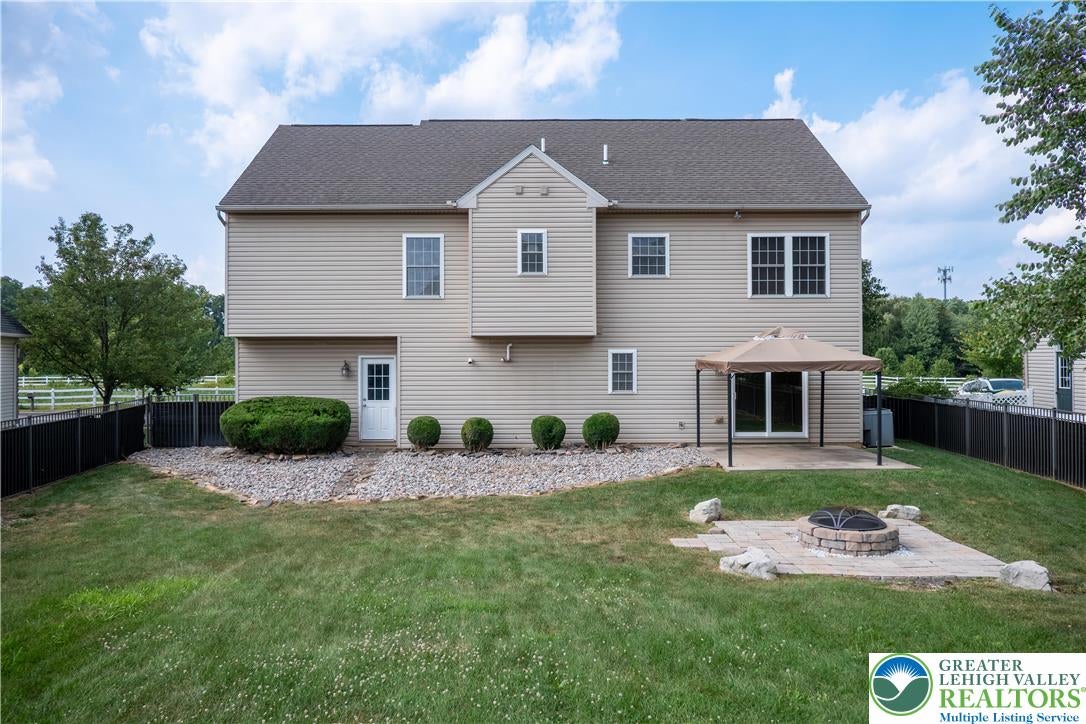 Lower Macungie Twp, Pennsylvania, 18062, United States, 4 Bedrooms Bedrooms, ,3 BathroomsBathrooms,Residential,For Sale,1907491