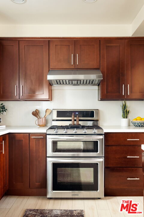 Los Angeles, California, 90034, United States, 2 Bedrooms Bedrooms, ,3 BathroomsBathrooms,Residential,For Sale,1991058