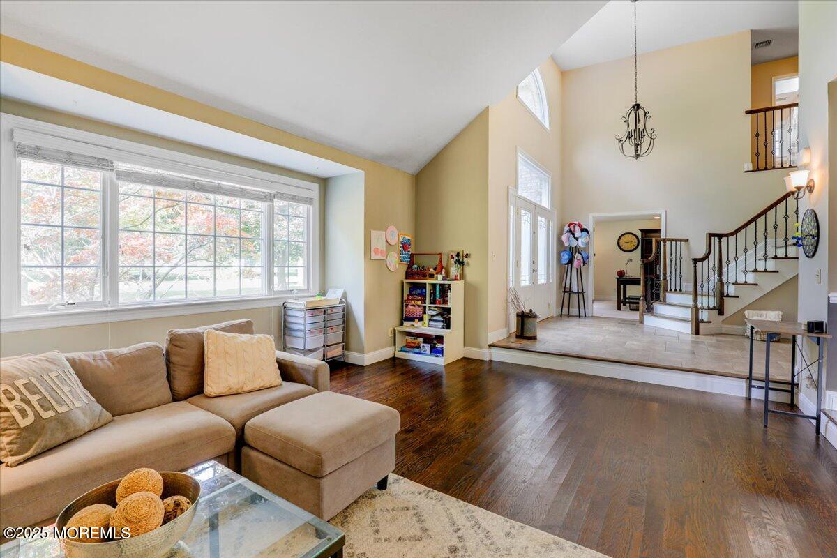 Freehold, New Jersey, 07728, United States, 5 Bedrooms Bedrooms, ,3 BathroomsBathrooms,Residential,For Sale,1914357