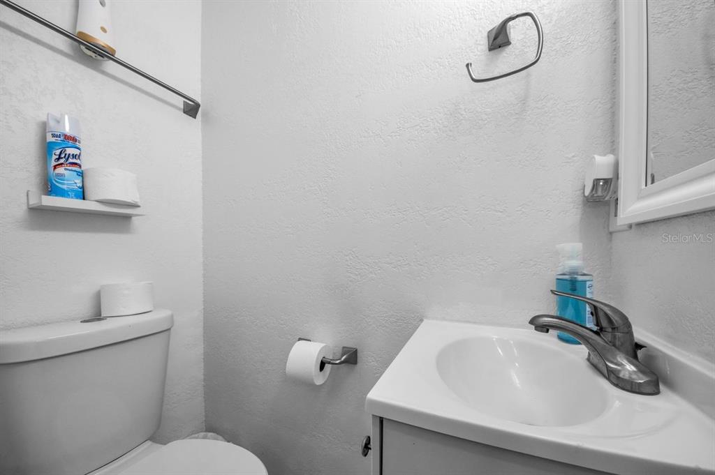 New Port Richey, Florida, 34653, United States, 4 Bedrooms Bedrooms, ,5 BathroomsBathrooms,Residential,For Sale,1989406