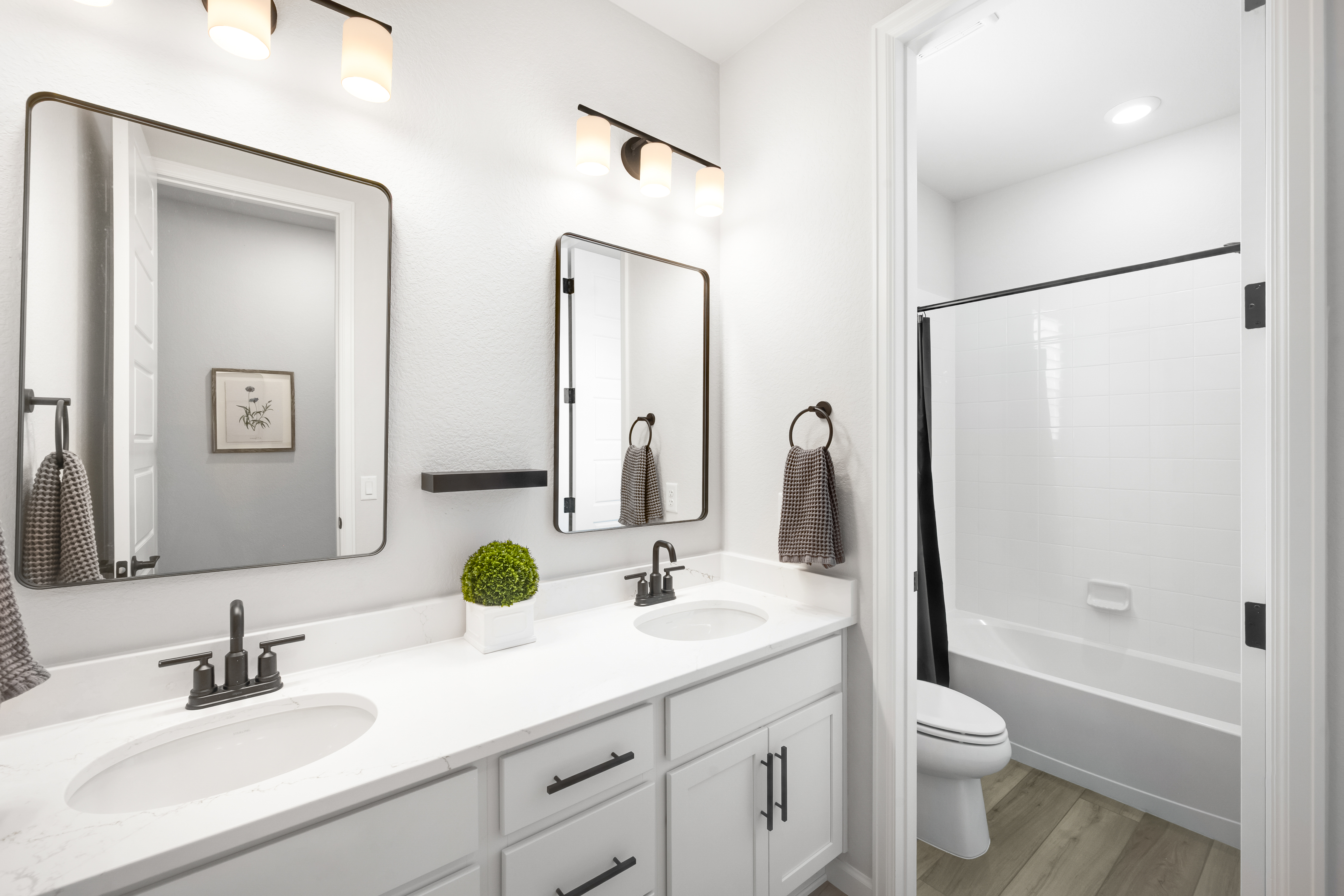  Exceptional Opportunity in Trails at Smoky Hill - 物件實景