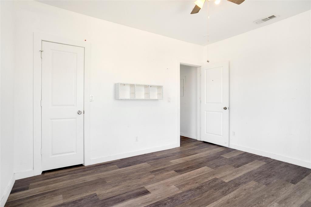 Fort Worth, Texas, 76110, United States, 11 Bedrooms Bedrooms, ,4 BathroomsBathrooms,Residential,For Sale,1921106
