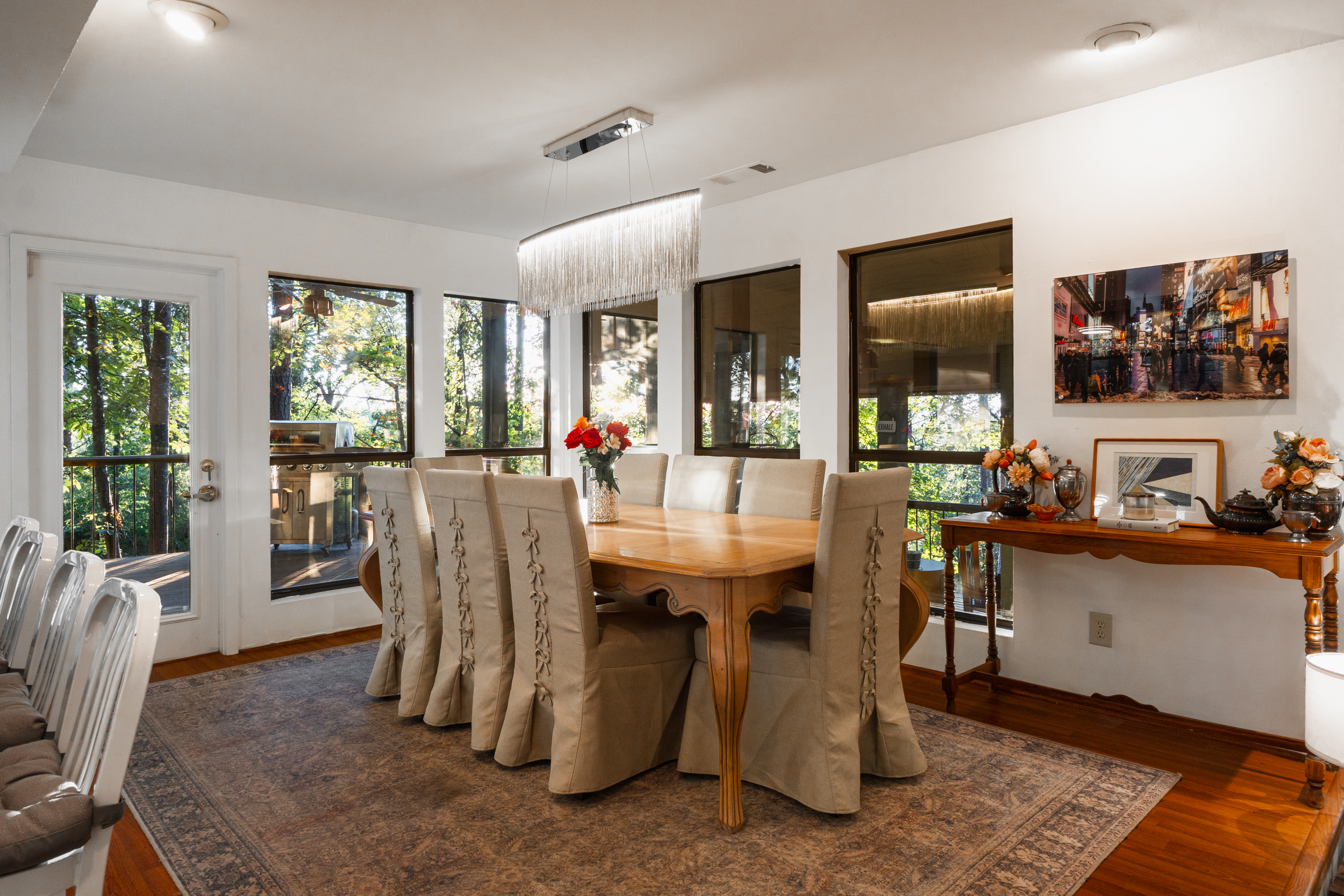 Clarksville, Arkansas, 72830, United States, 5 Bedrooms Bedrooms, ,5 BathroomsBathrooms,Residential,For Sale,1975281