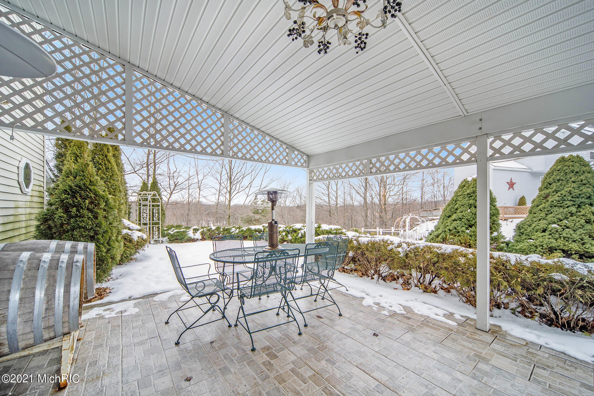 Harbor Springs, Michigan, 49740, United States, 5 Bedrooms Bedrooms, ,6 BathroomsBathrooms,Residential,For Sale,1914650