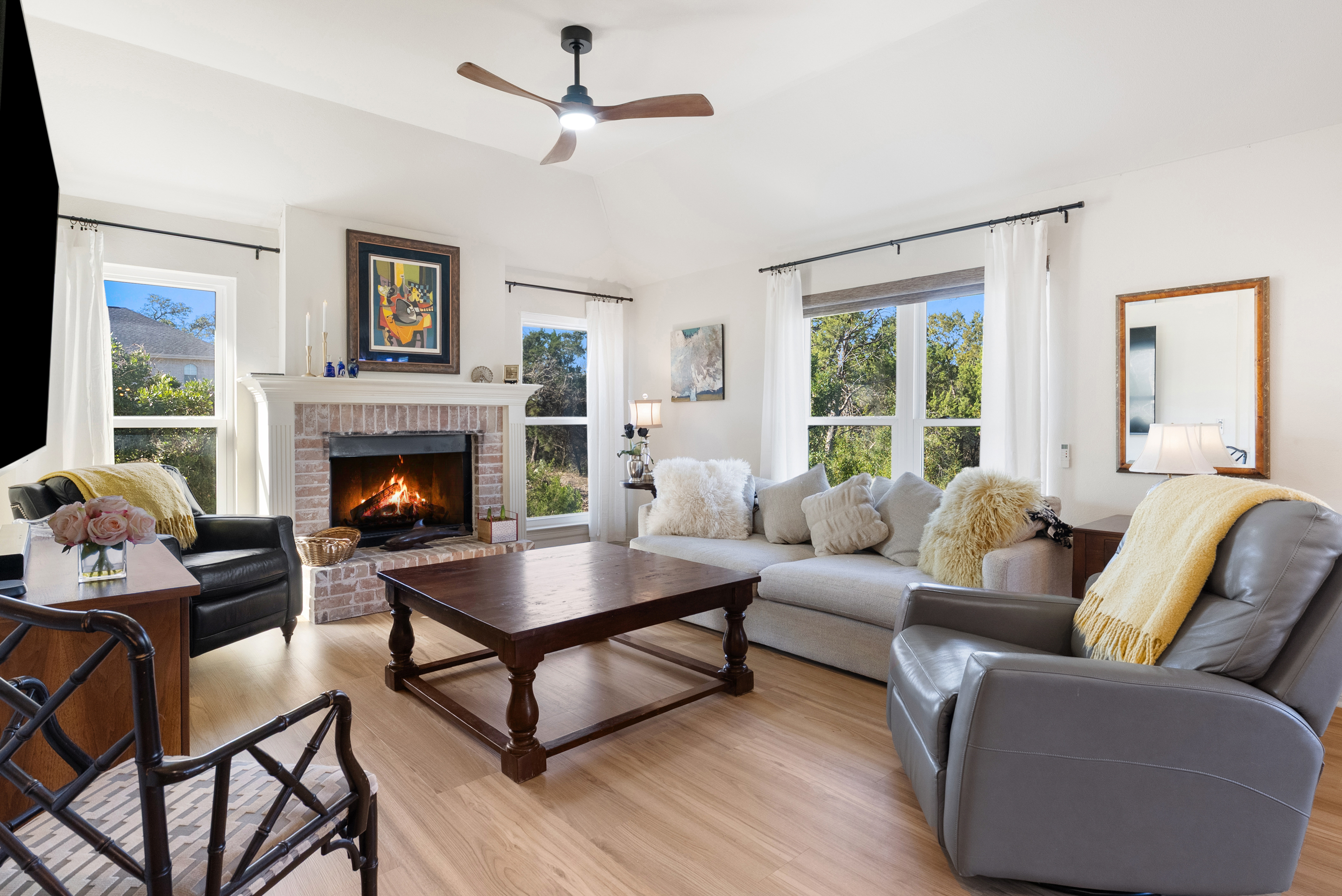  Updated Single-Story Living in the Heart of Lakeway - 物件實景