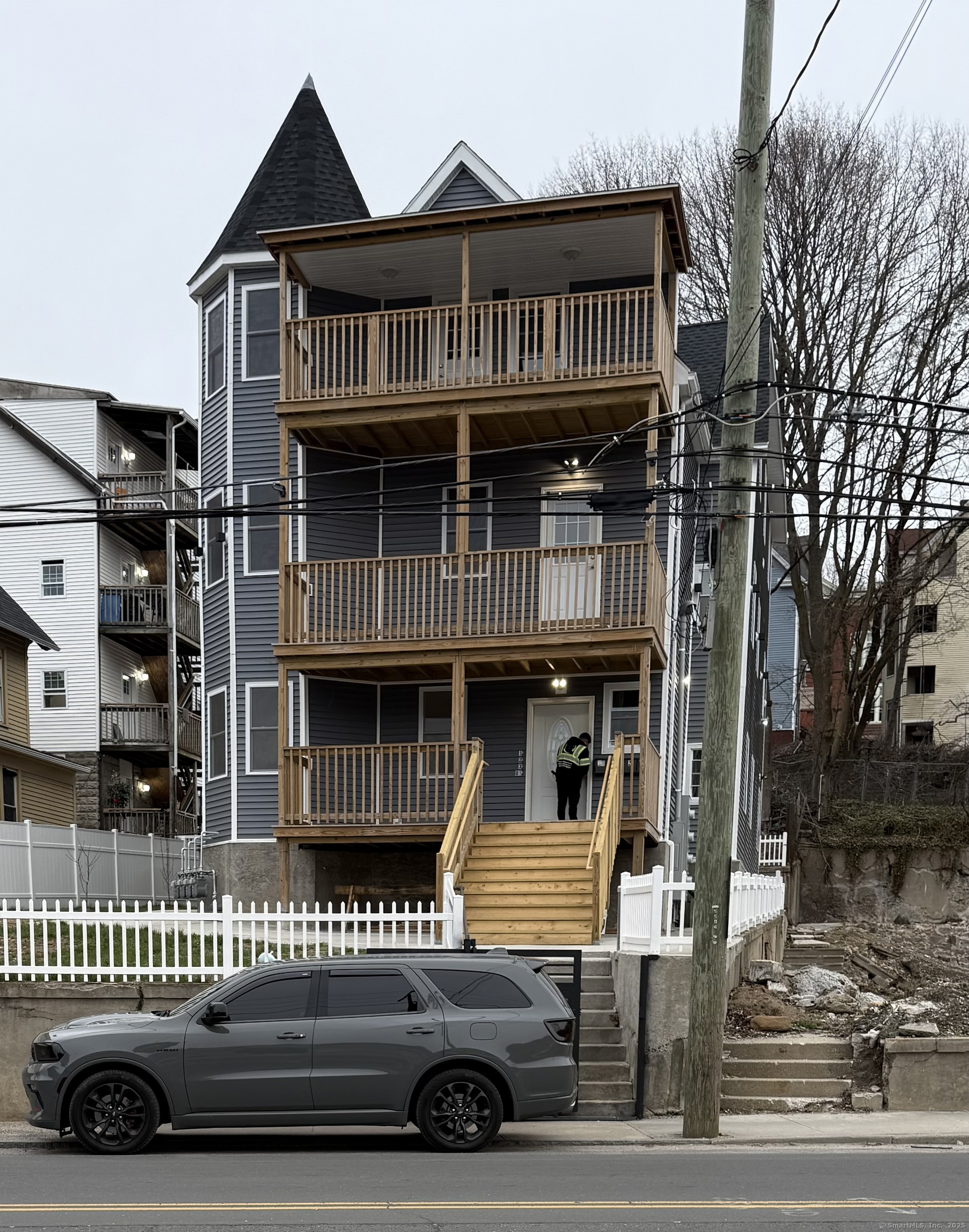 Waterbury, Connecticut, 06704, United States, 12 Bedrooms Bedrooms, ,3 BathroomsBathrooms,Residential,For Sale,1920350