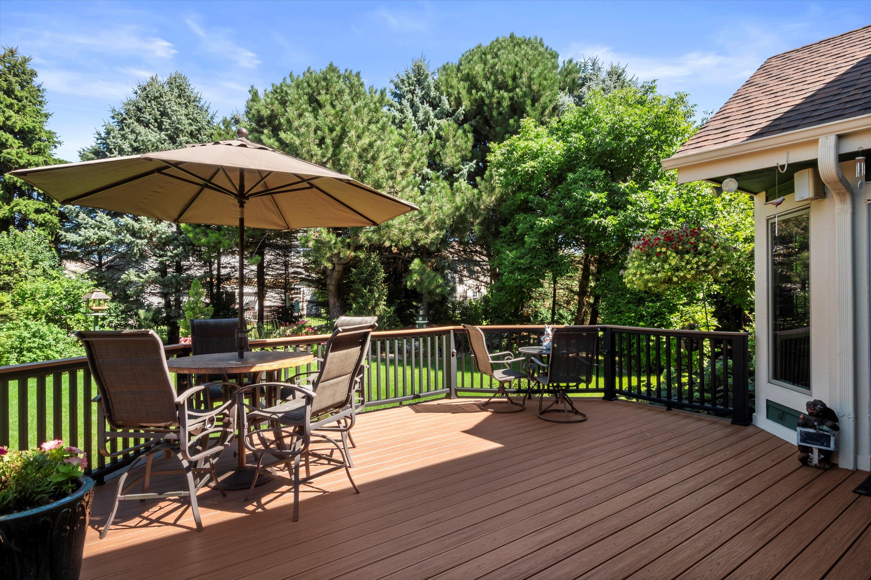 Caledonia, Wisconsin, 53402, United States, 3 Bedrooms Bedrooms, ,3 BathroomsBathrooms,Residential,For Sale,1987324