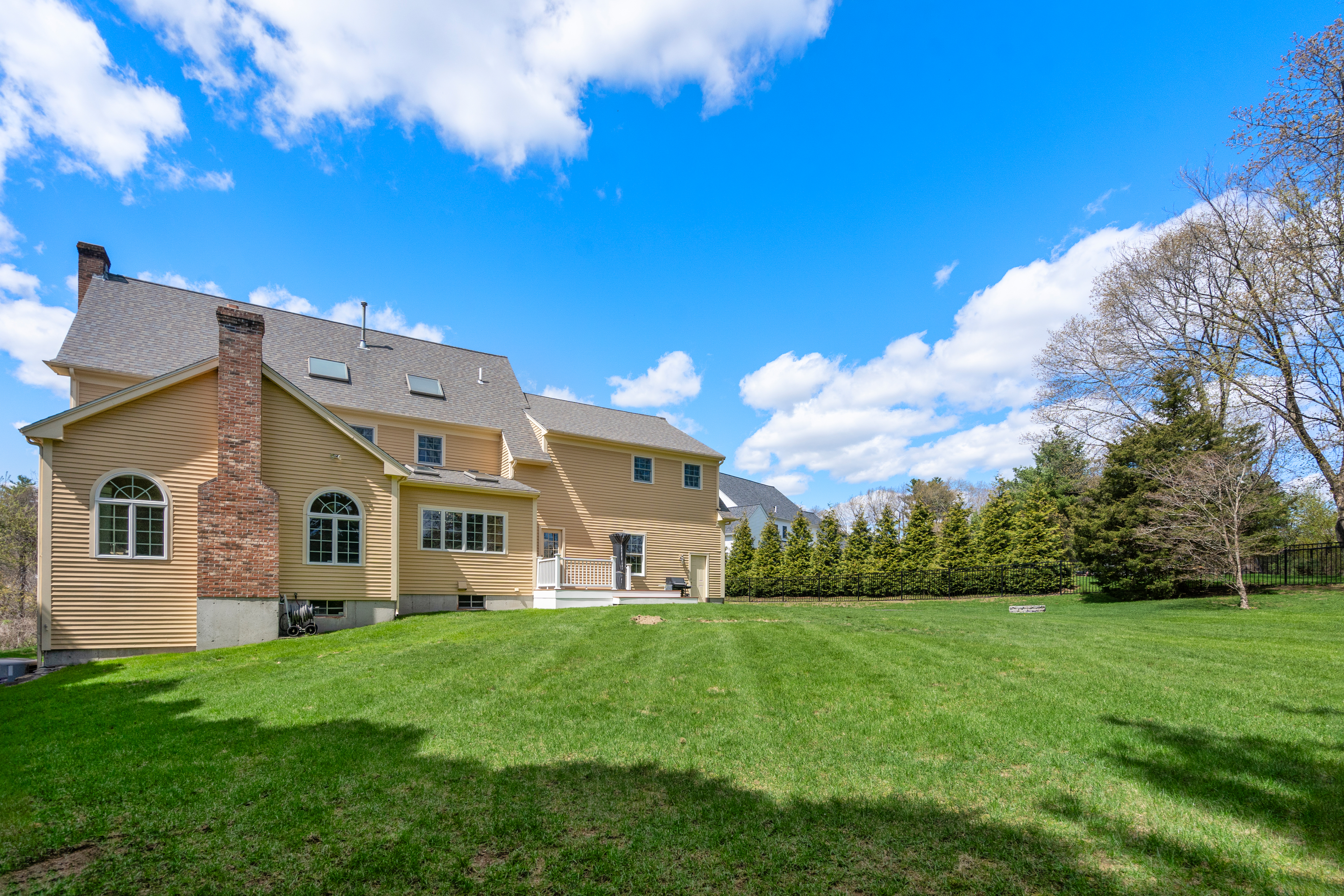  41 York Road, Wayland, MA 01778 - 物件實景
