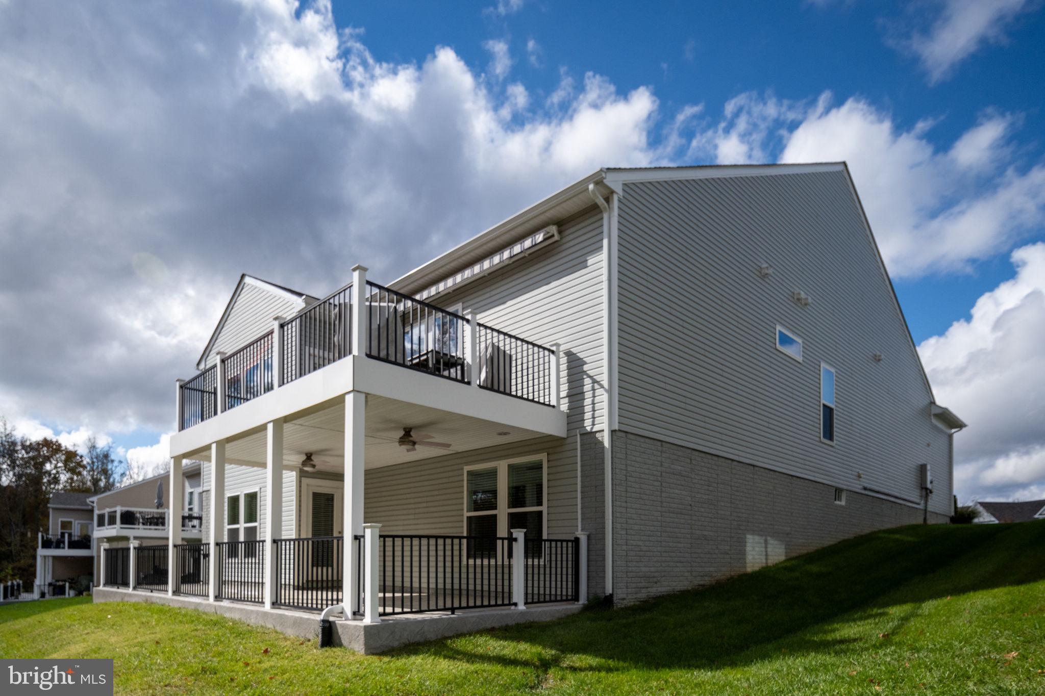 Fredericksburg, Virginia, 22406, United States, 2 Bedrooms Bedrooms, ,3 BathroomsBathrooms,Residential,For Sale,1978338