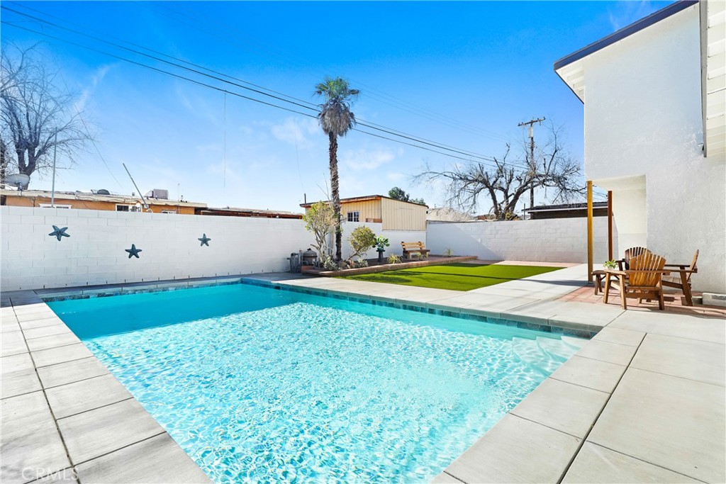 Palmdale, California, 93550, United States, 4 Bedrooms Bedrooms, ,2 BathroomsBathrooms,Residential,For Sale,2010362