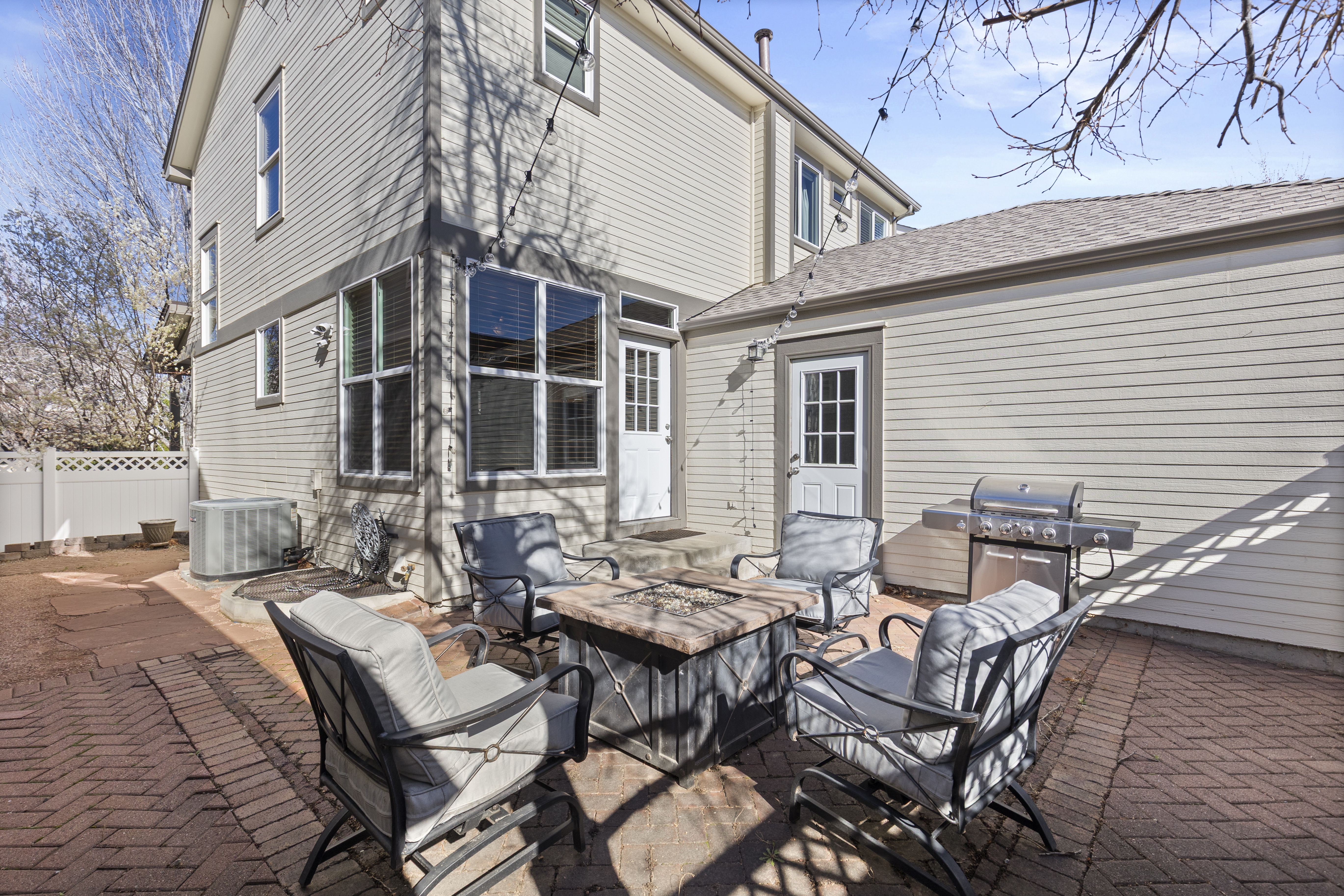  PRIME LOWRY LOCATION  UPDATED & METICULOUSLY MAINTAINED - 物件實景