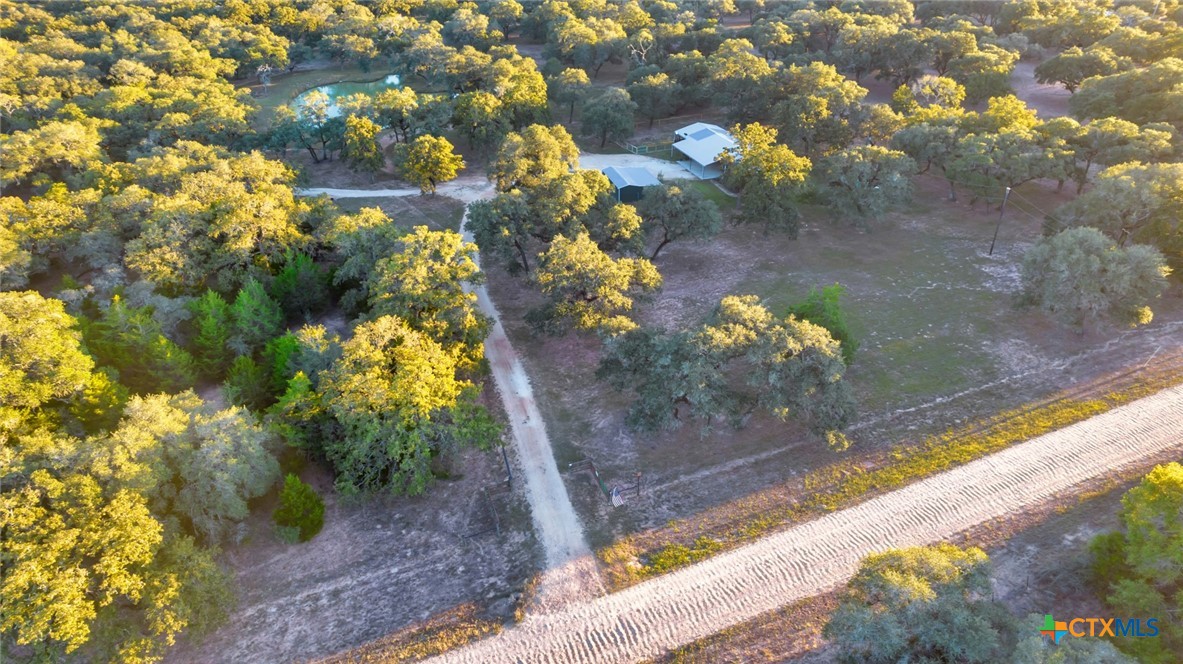 Hallettsville, Texas, 77964, United States, 2 Bedrooms Bedrooms, ,2 BathroomsBathrooms,Residential,For Sale,1989006