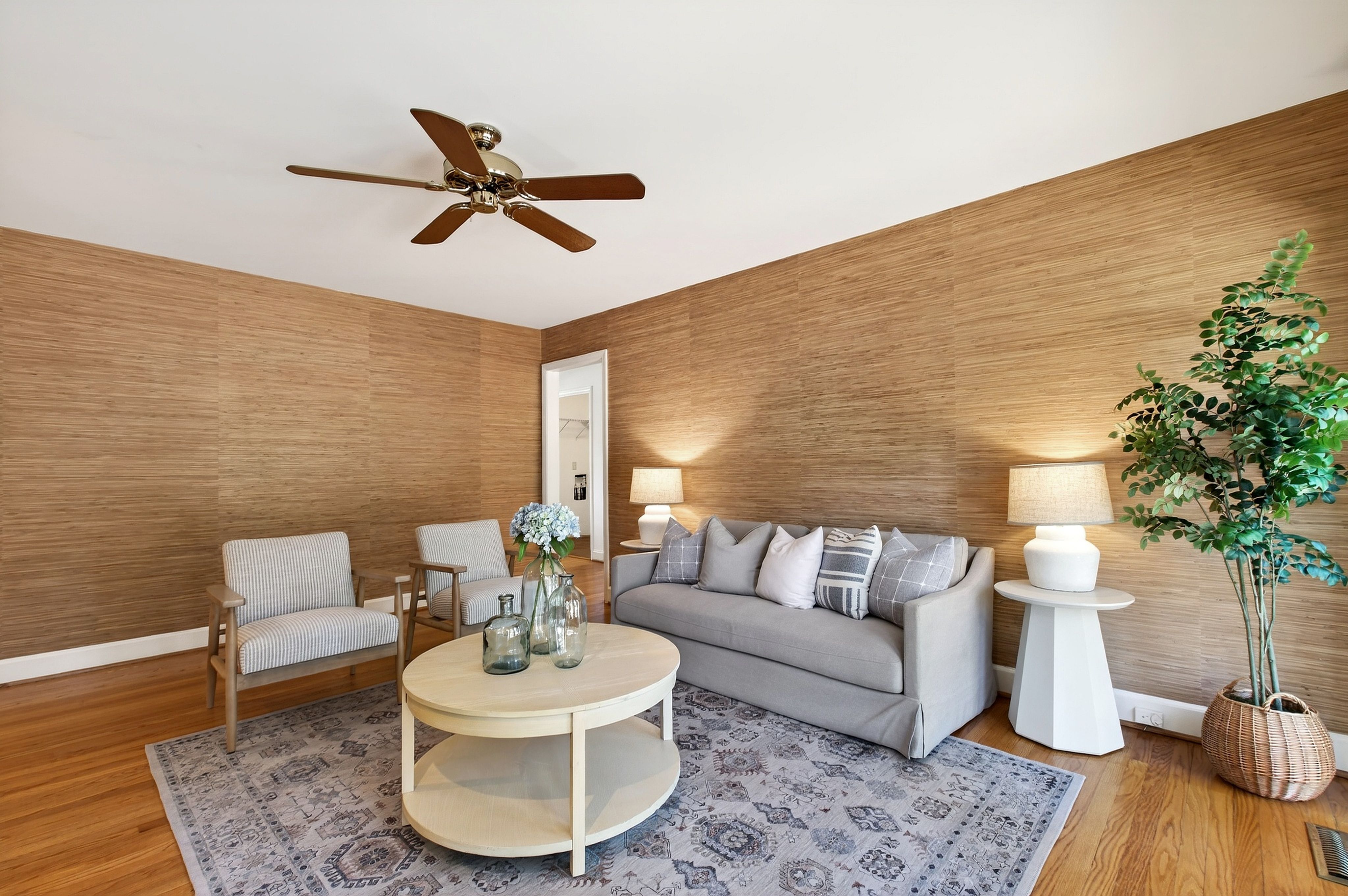  908 Brookwood Drive, Raleigh, NC, 27607 - 物件實景