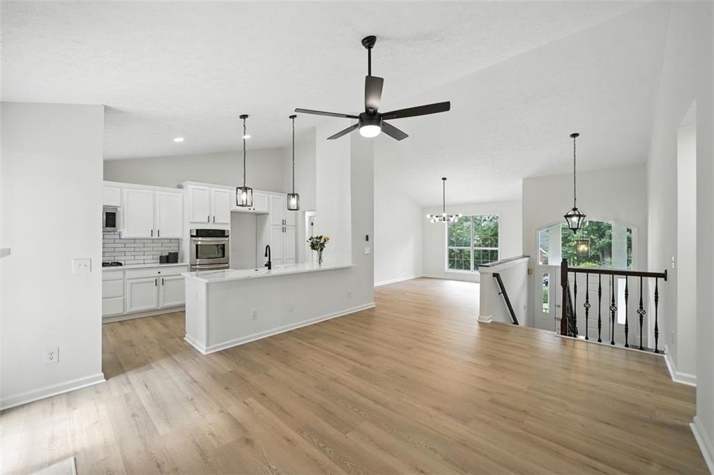 Cumming, Georgia, 30040, United States, 4 Bedrooms Bedrooms, ,3 BathroomsBathrooms,Residential,For Sale,1925510