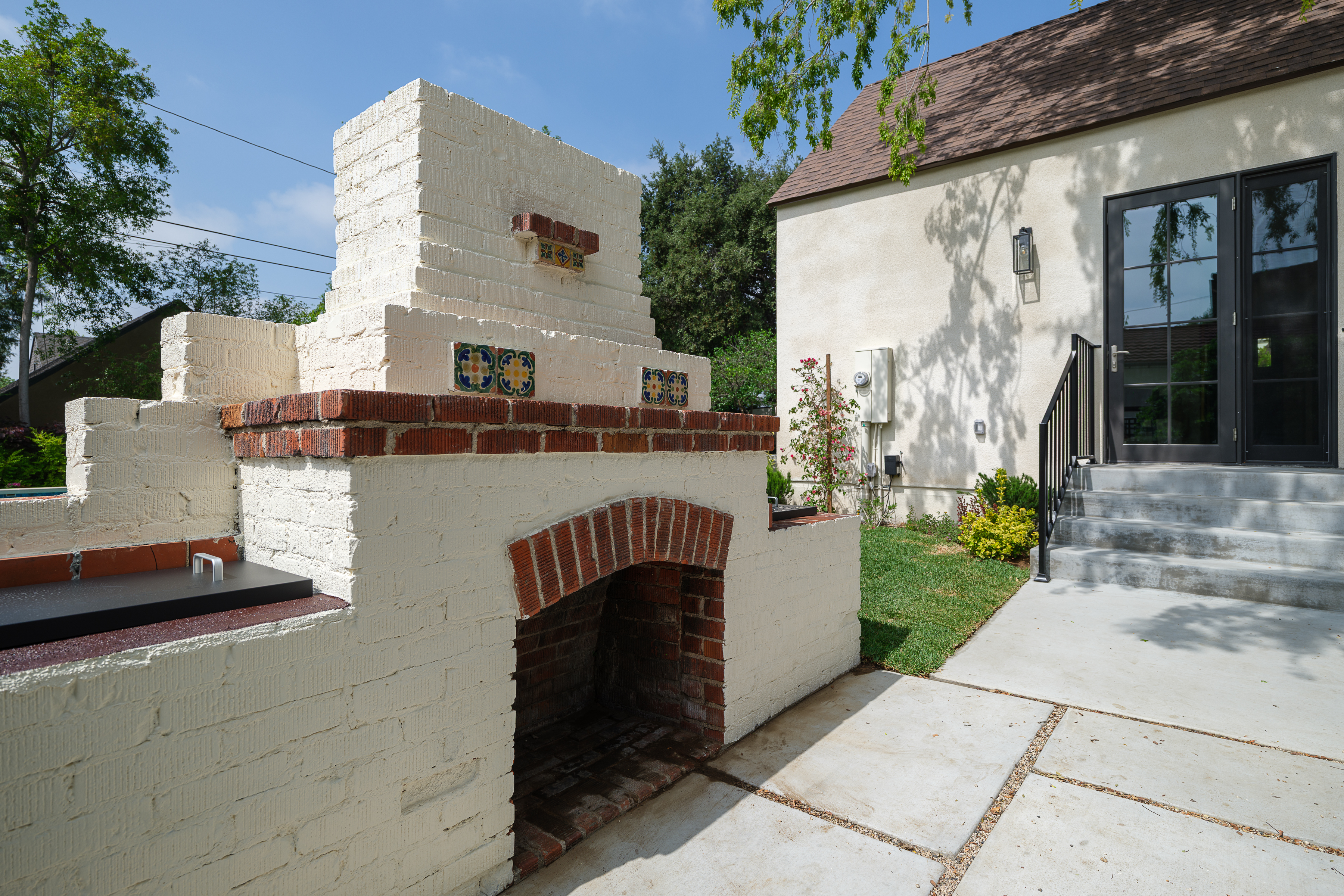  2384 East Orange Grove Boulevard - 物件實景