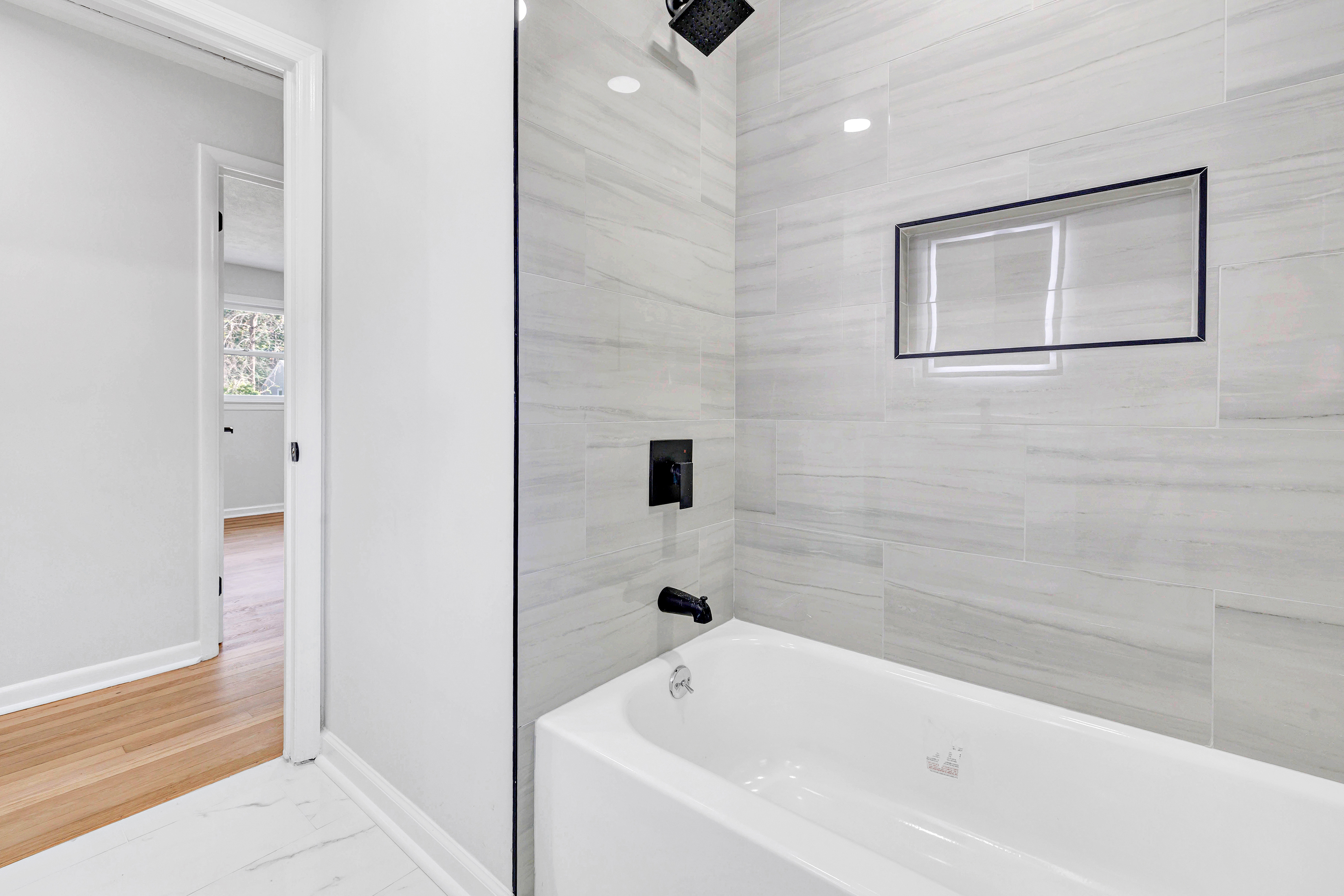 bridgeport, Connecticut, 06606, United States, 4 Bedrooms Bedrooms, ,3 BathroomsBathrooms,Residential,For Sale,1903043