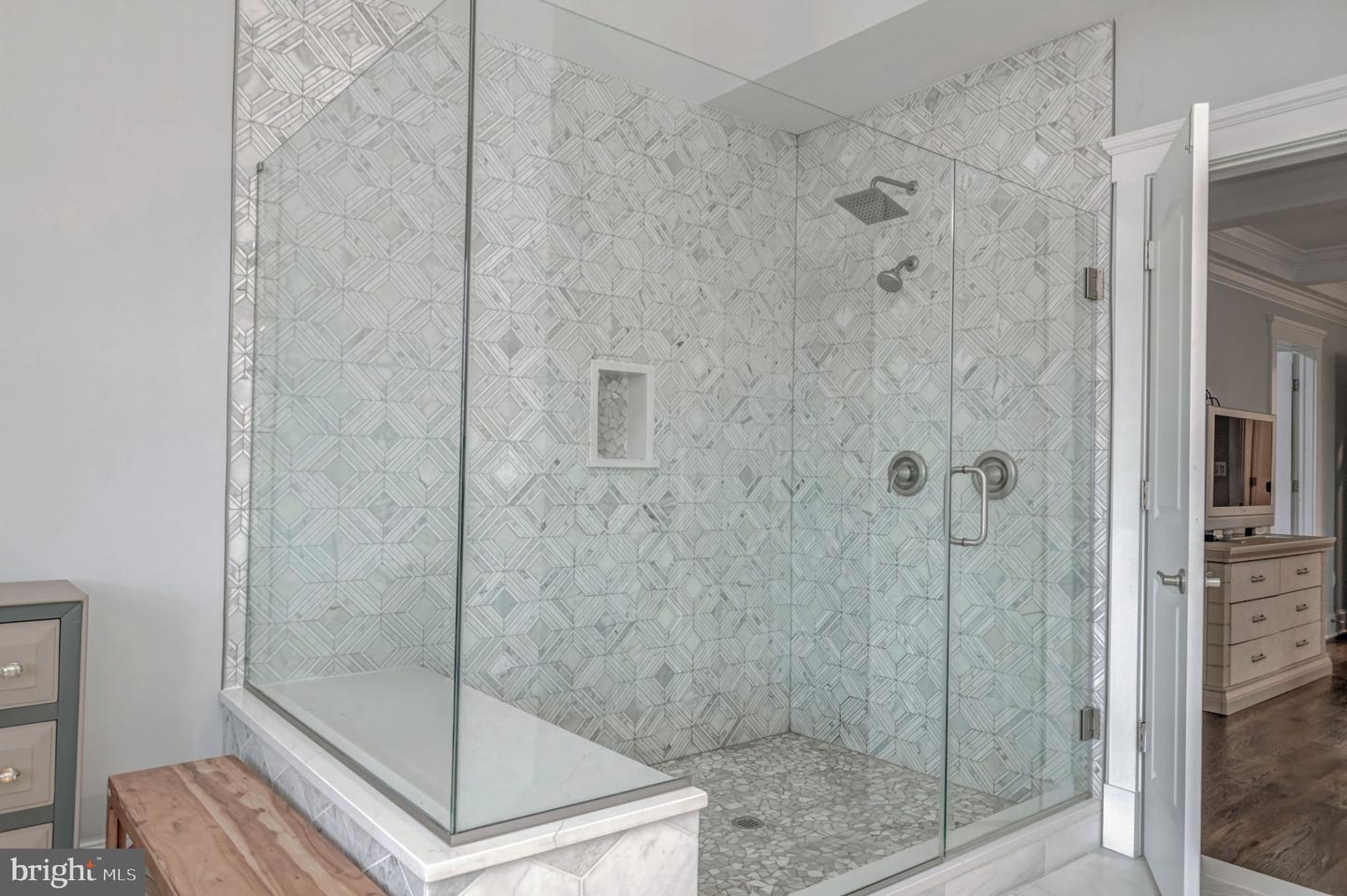 Fairfax, Virginia, 22030, United States, 6 Bedrooms Bedrooms, ,7 BathroomsBathrooms,Residential,For Sale,1997396