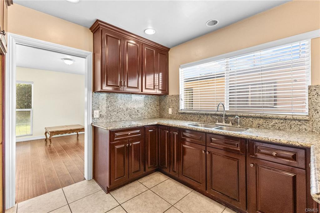 Compton, California, 90221, United States, 3 Bedrooms Bedrooms, ,2 BathroomsBathrooms,Residential,For Sale,1922771