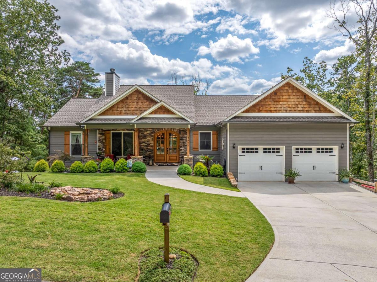 Talking Rock, Georgia, 30175, United States, 3 Bedrooms Bedrooms, ,2 BathroomsBathrooms,Residential,For Sale,1972070