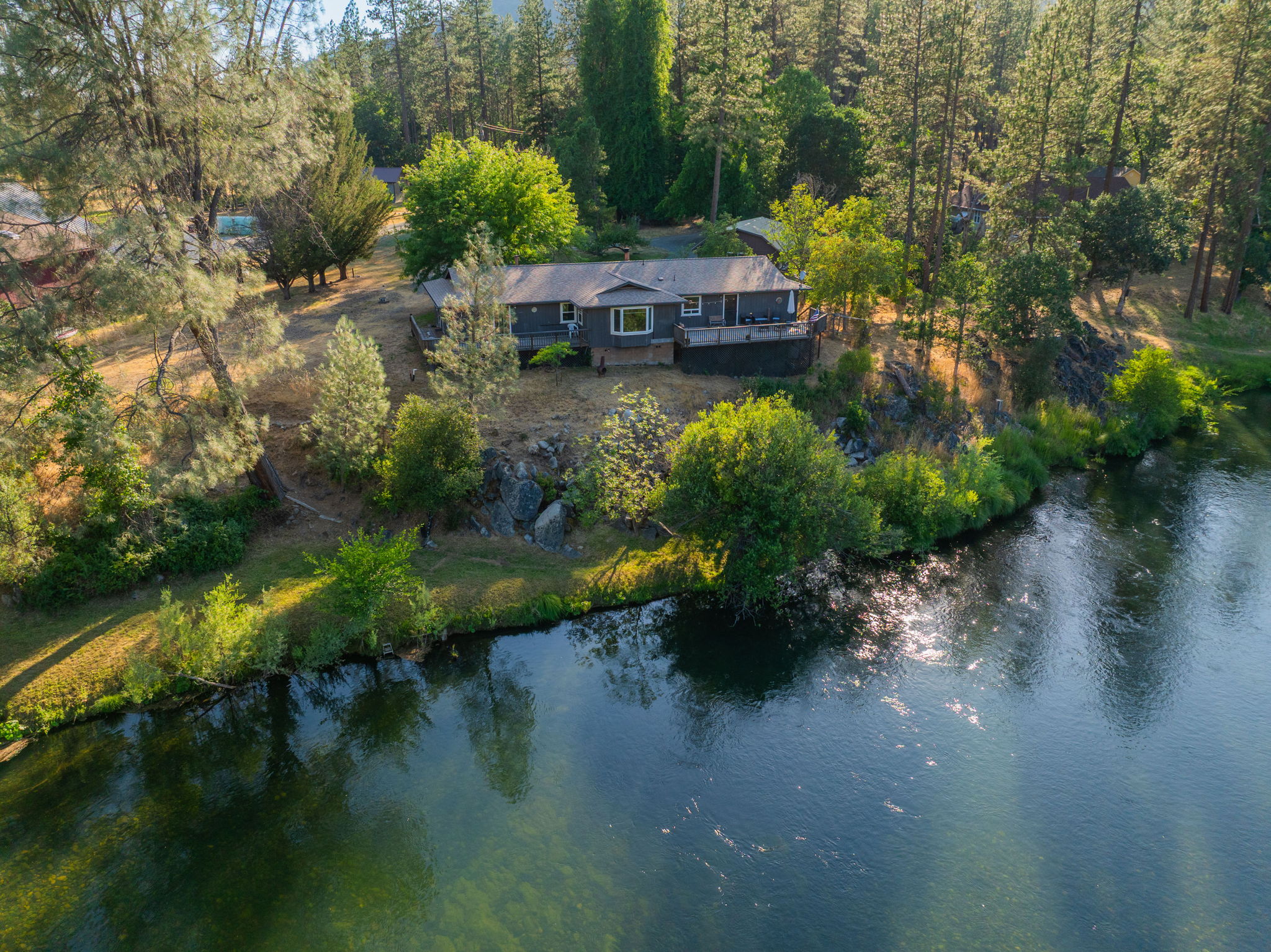 Lewiston, California, 96052, United States, 3 Bedrooms Bedrooms, ,3 BathroomsBathrooms,Residential,For Sale,1937334