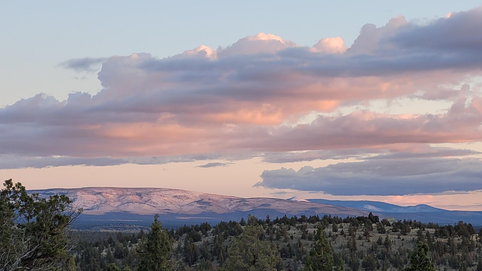 Prineville, Oregon, 97754, United States, 3 Bedrooms Bedrooms, ,2 BathroomsBathrooms,Residential,For Sale,1848132