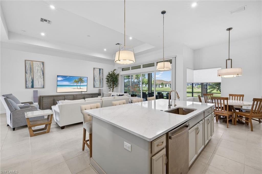 FORT MYERS, Florida, 33913, United States, 4 Bedrooms Bedrooms, ,6 BathroomsBathrooms,Residential,For Sale,2005098