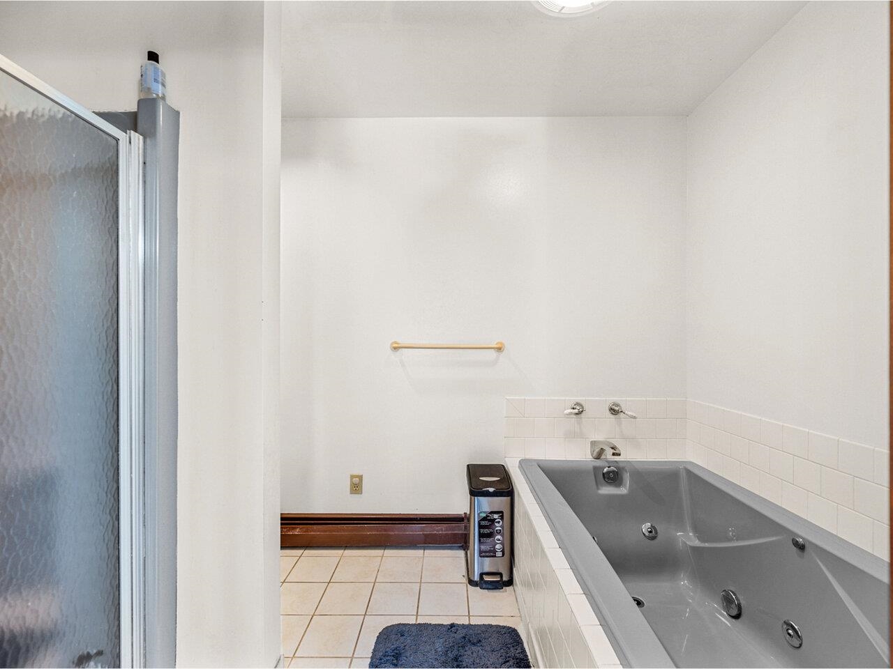 Northfield, Vermont, 05663, United States, 4 Bedrooms Bedrooms, ,3 BathroomsBathrooms,Residential,For Sale,1898633
